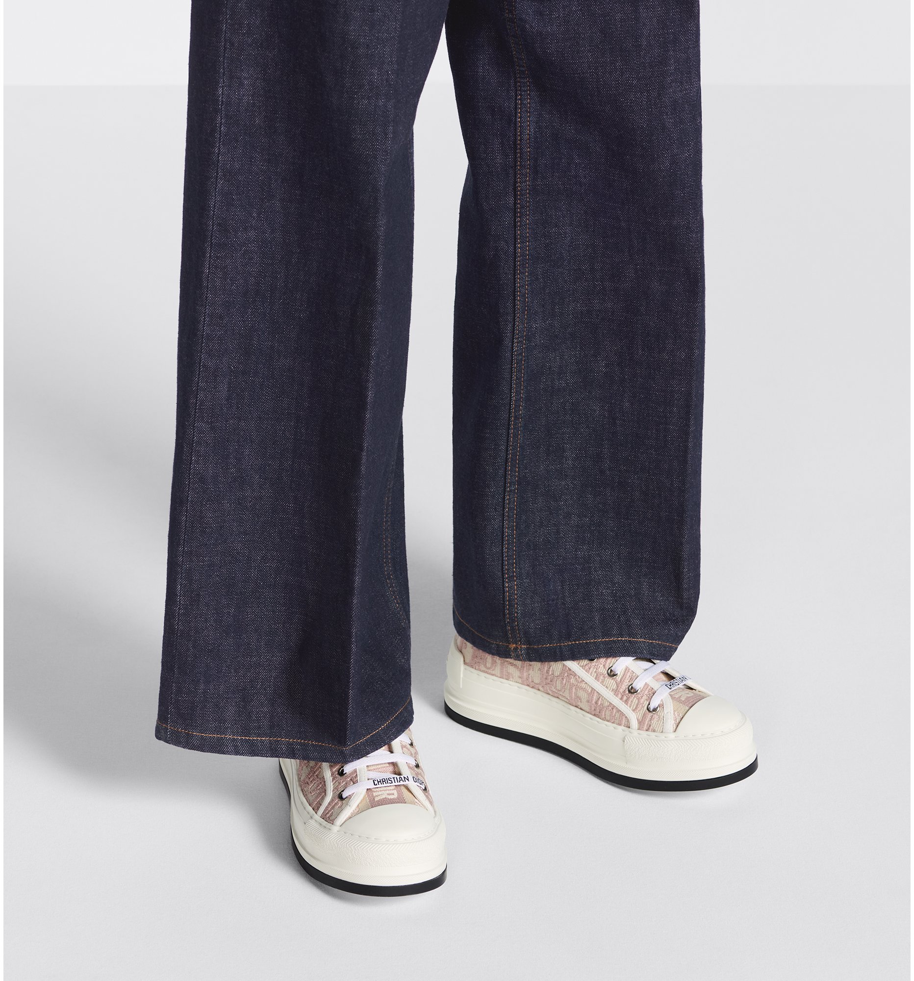 aria_look Walk'n'Dior Platform Sneaker