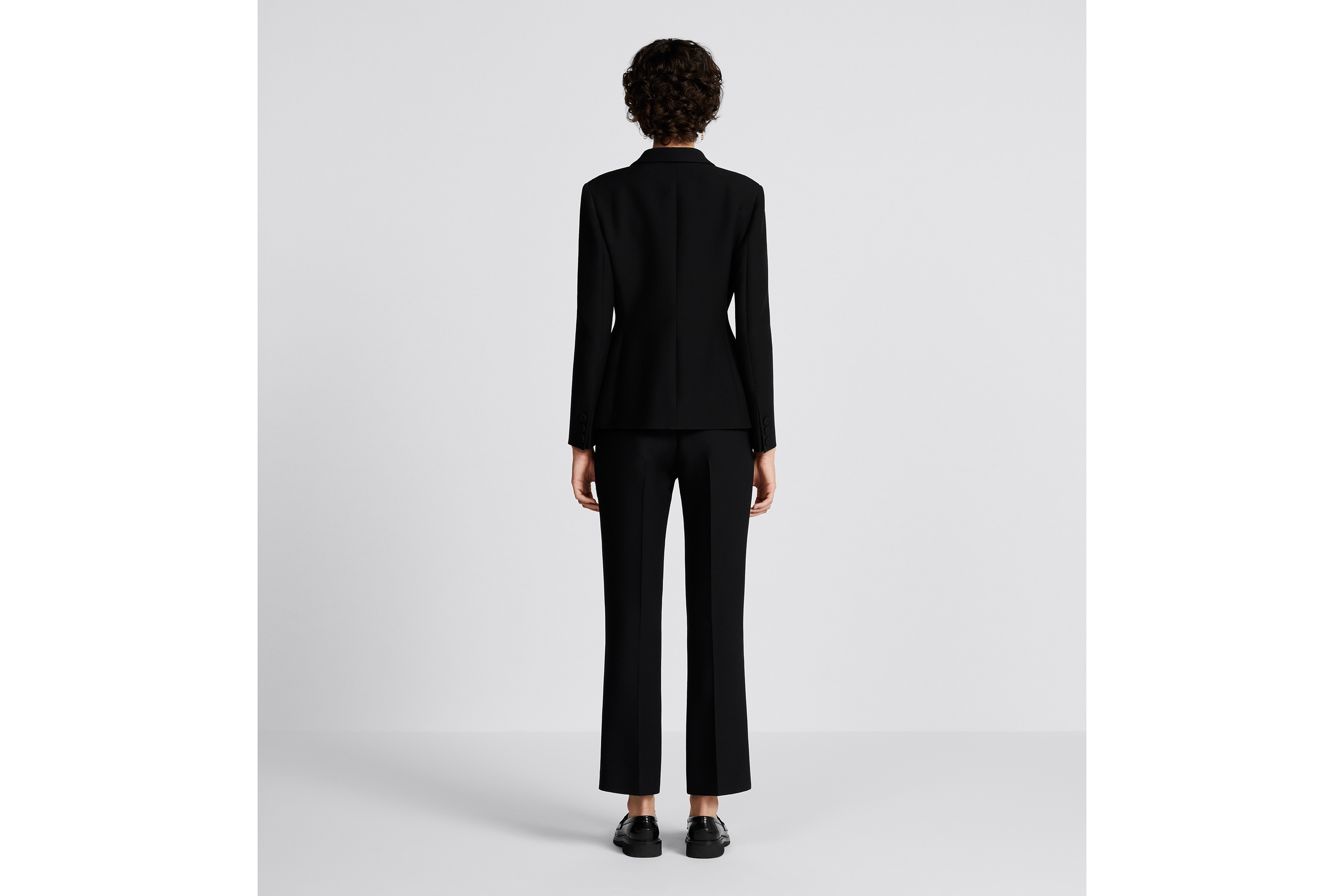 look_image_alt_prefix 標準剪裁長褲 黑色羊毛和絲綢 E03