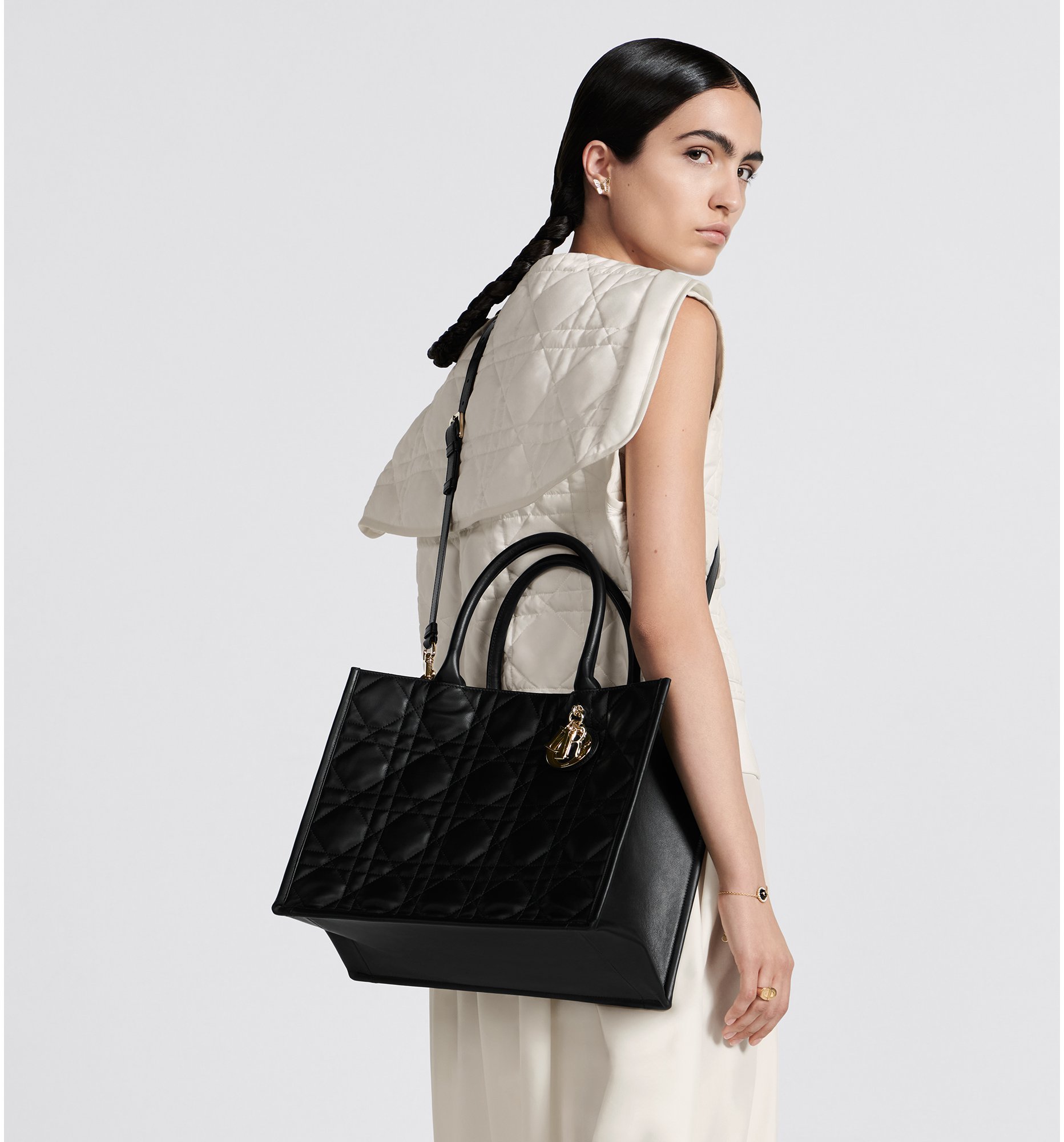 Medium Dior Book Tote Black Macrocannage Calfskin 36.5 x 28 x 16.5 cm DIOR