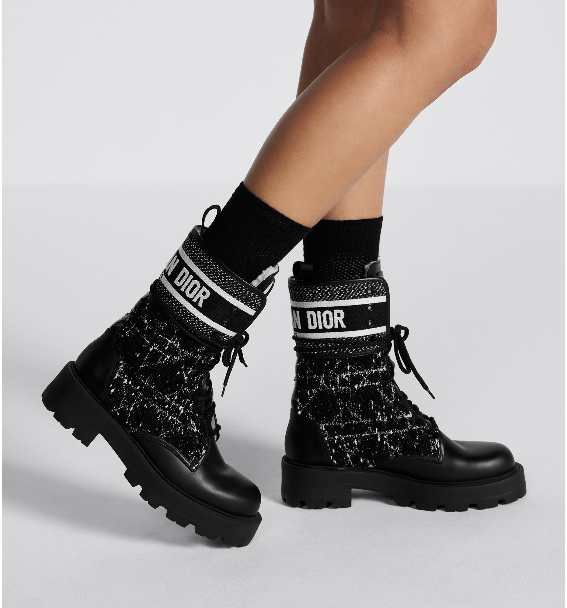 DIOR 25S D-MAJOR ANKLE BOOTS WICKER STYLE 35MM IN BLACK CALFSKIN AND CANVAS