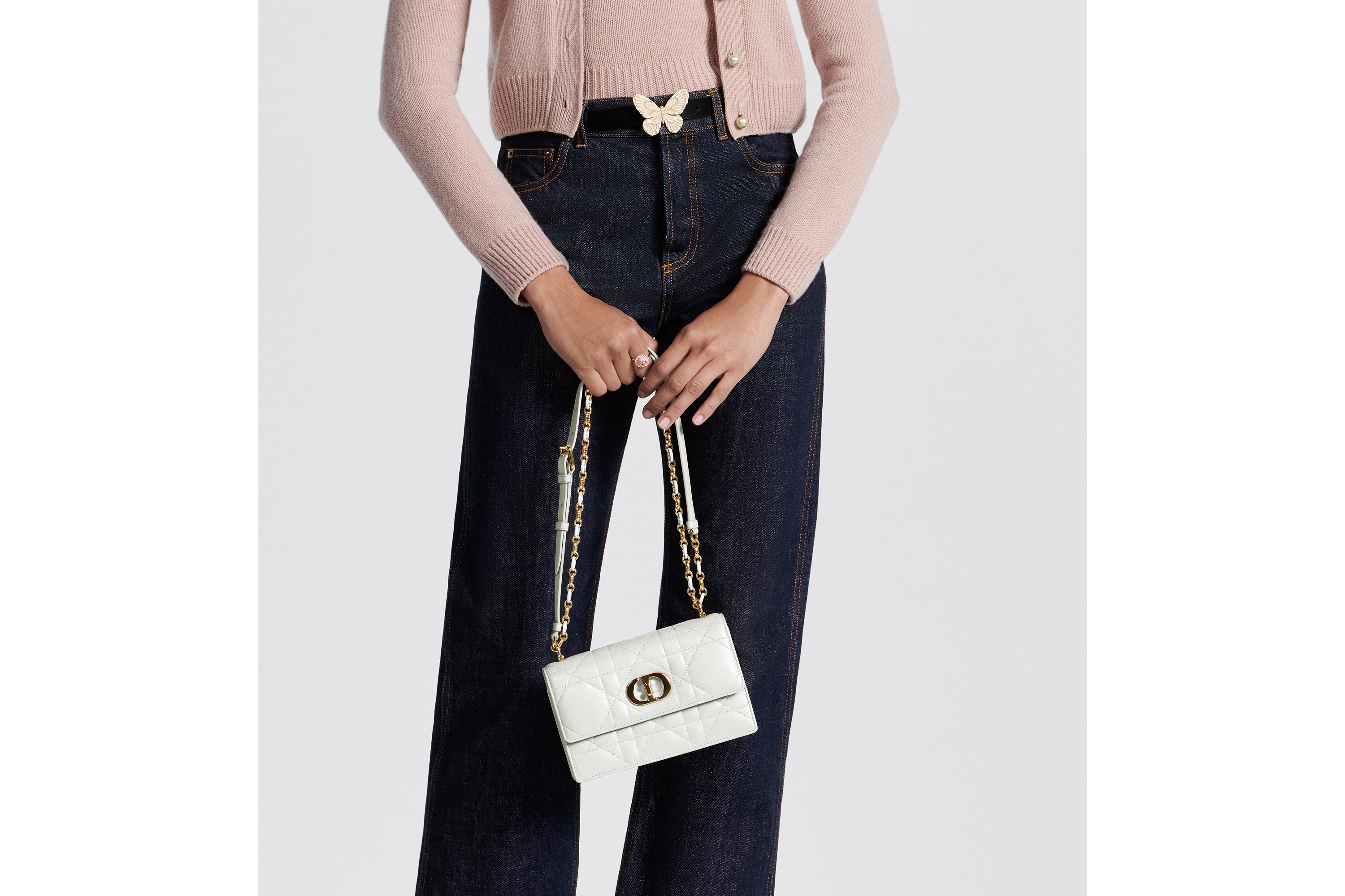 look_image_alt_prefix Miss Caro Minitasche Macrocannage Lammleder in Latte E15