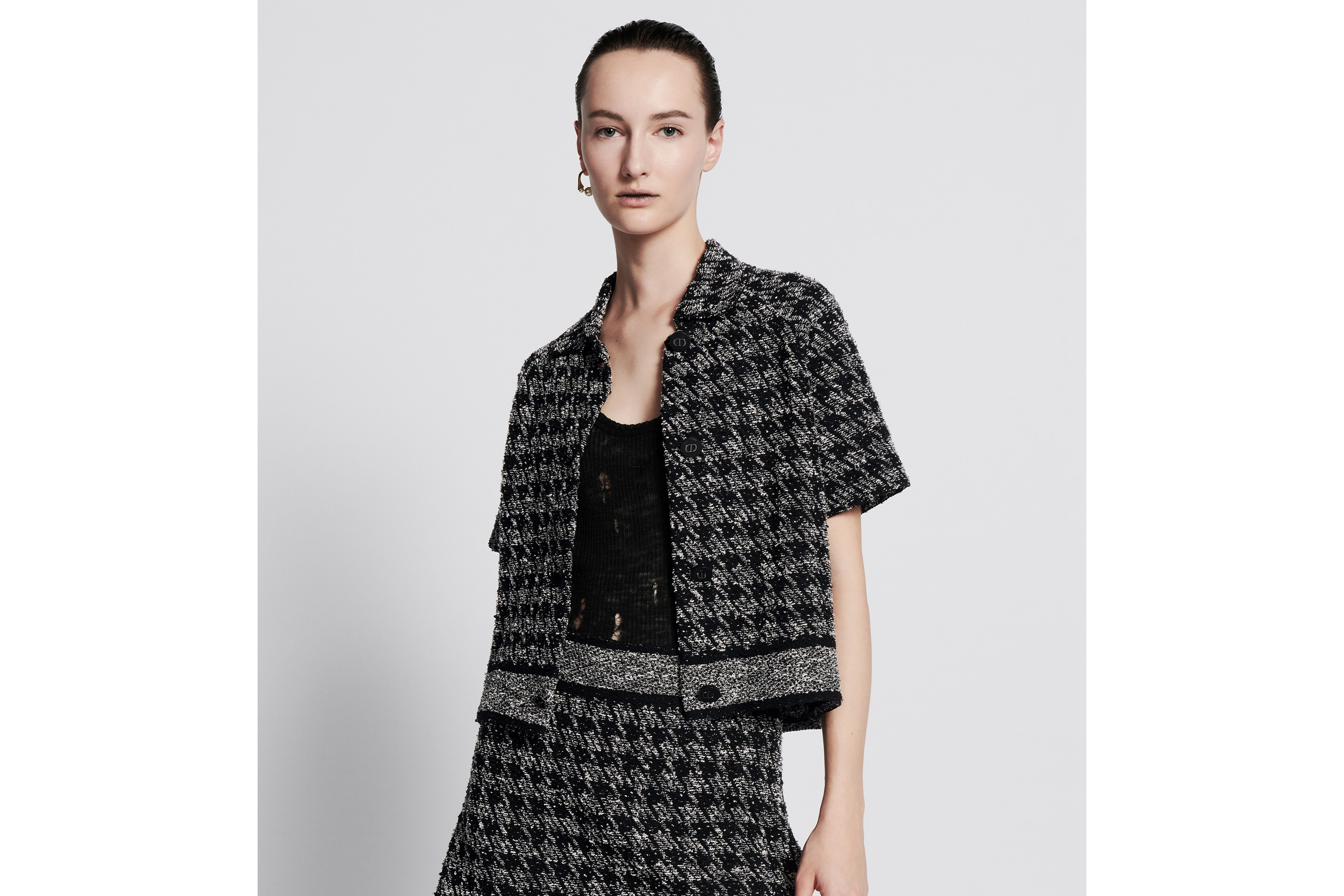 Short-Sleeved Jacket