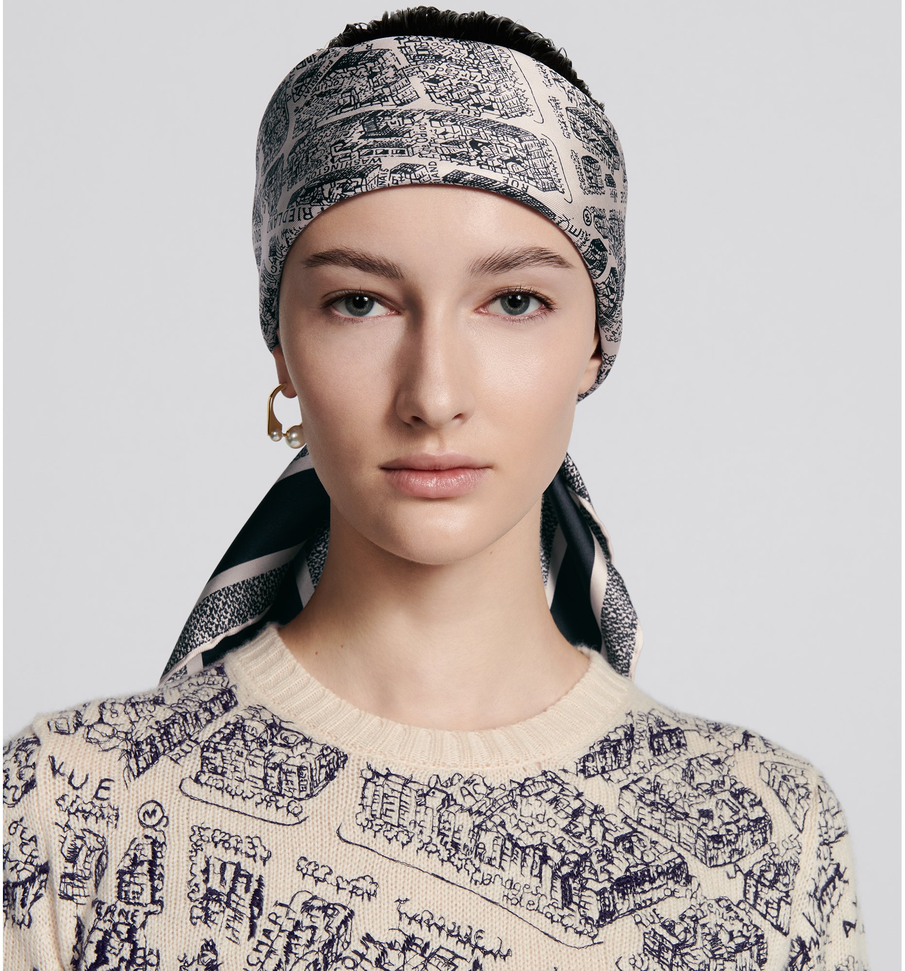 Plan de Paris 90 Square Scarf
