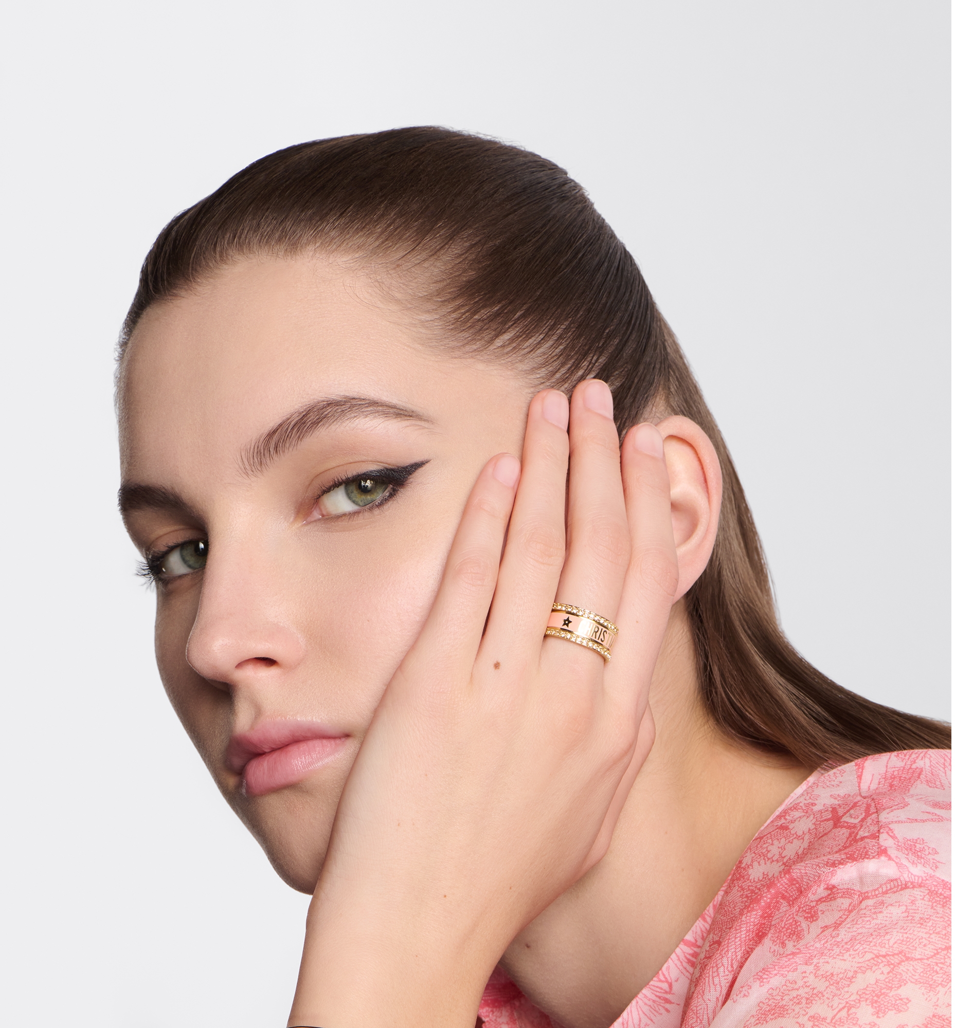 Set di anelli Dior Code Metallo con finitura color oro cristalli rosa e lacca arancione acido DIOR