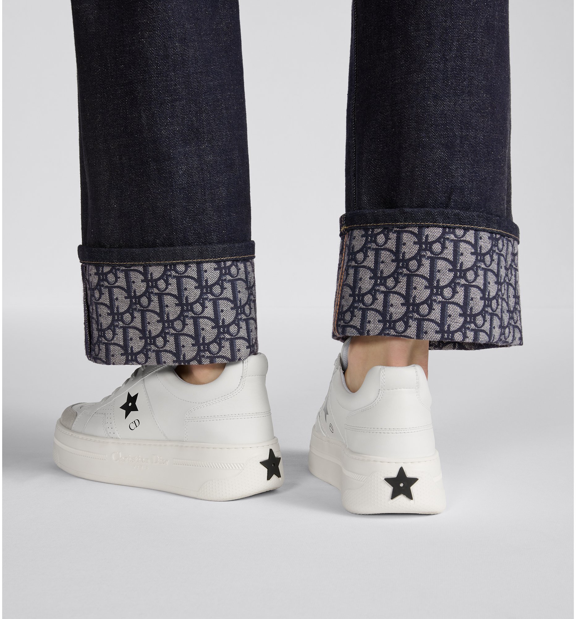 aria_look Dior Star Platform Sneaker