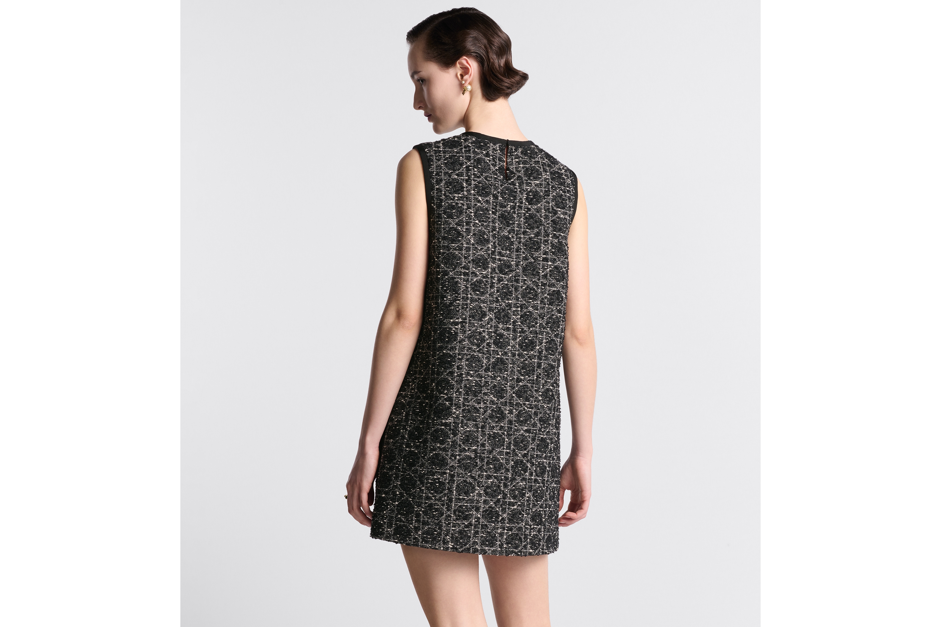 Macrocannage Sleeveless Tunic