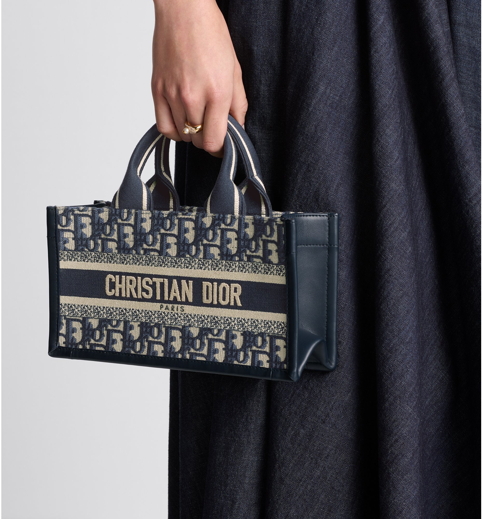 Dior notebook bag shop