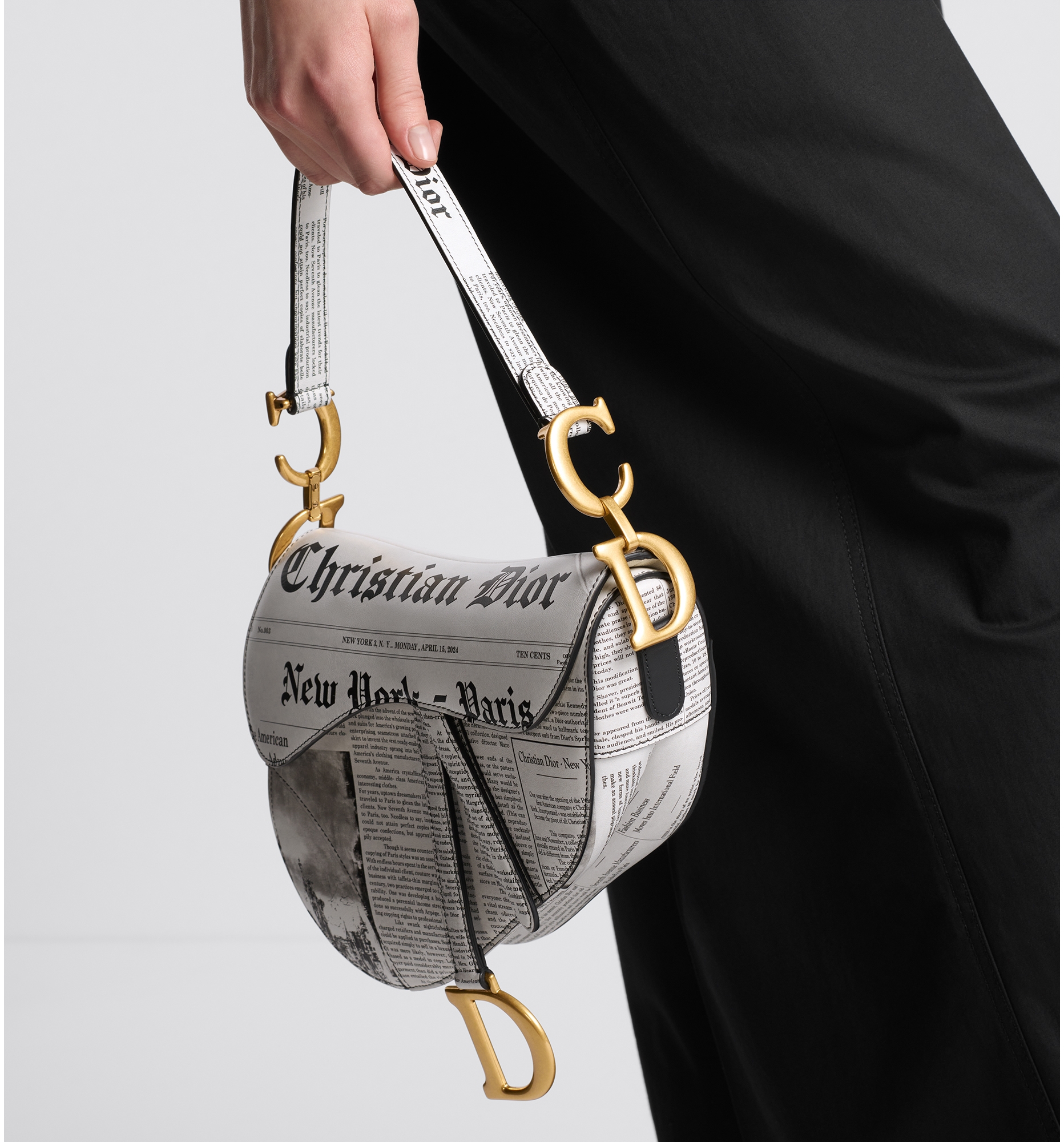 Christian dior newspaper bag on sale