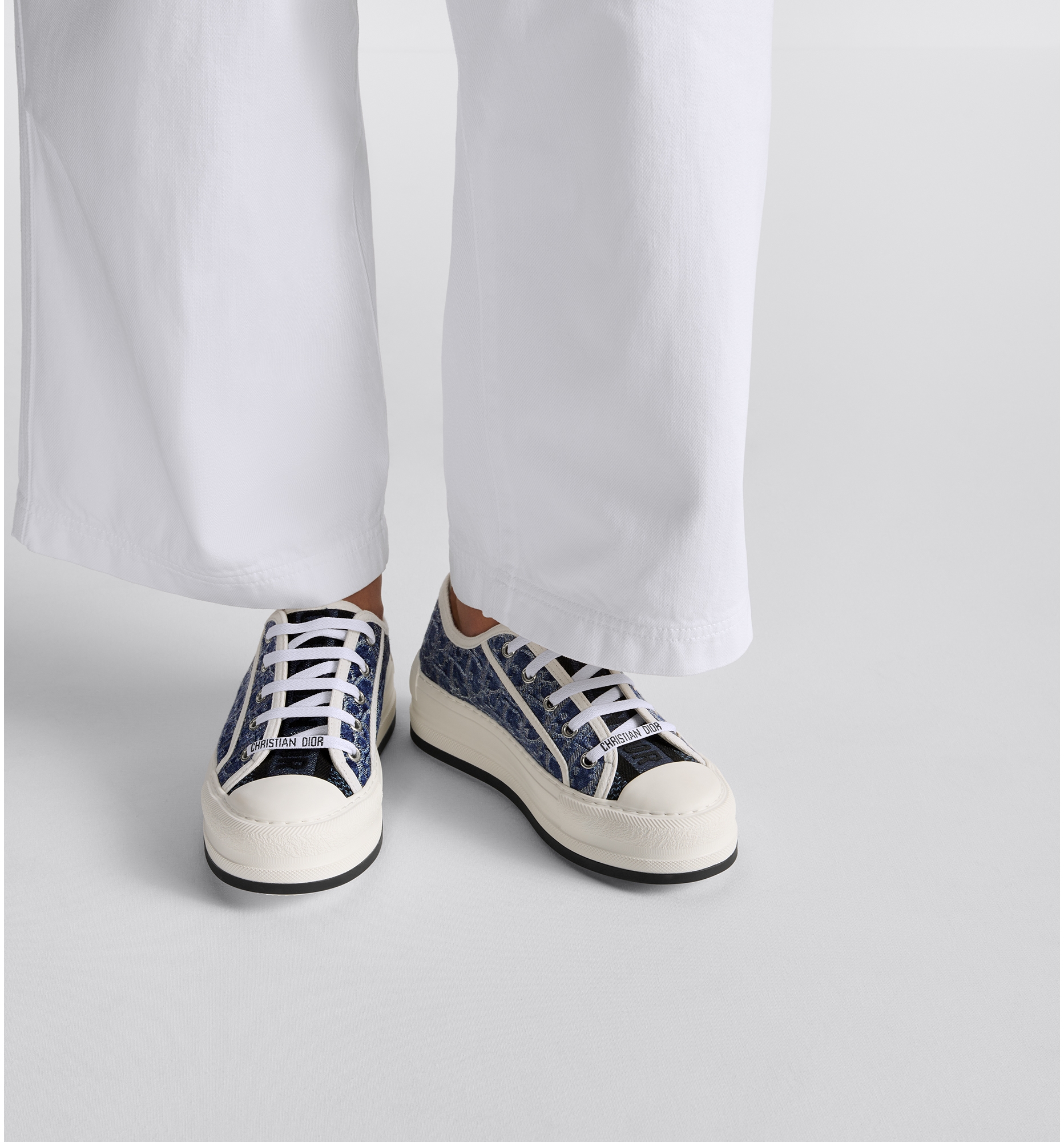 Dior 685 store