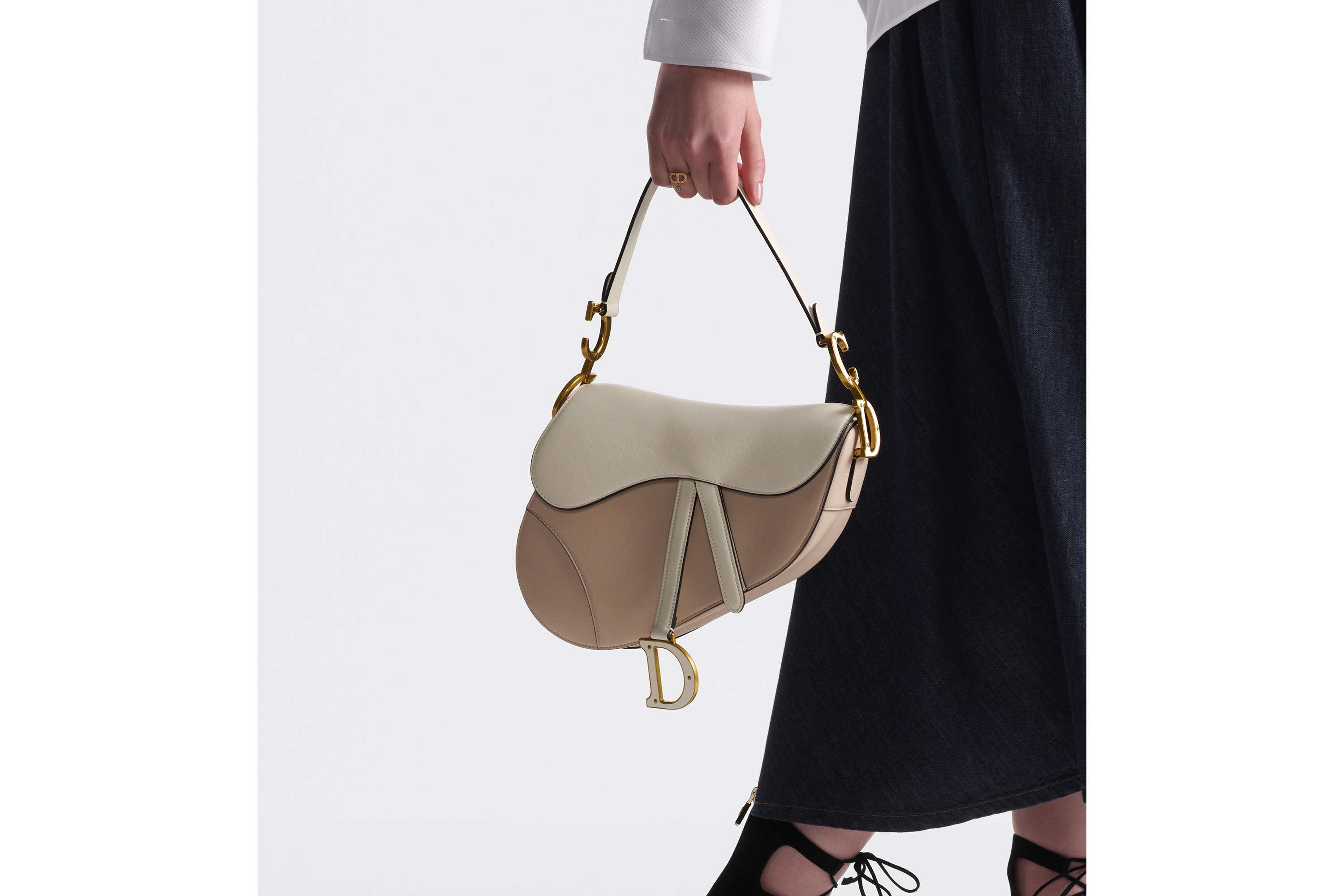 Look Saddle Bag with Strap Two-Tone Latte and Trench Beige Supple Calfskin E11