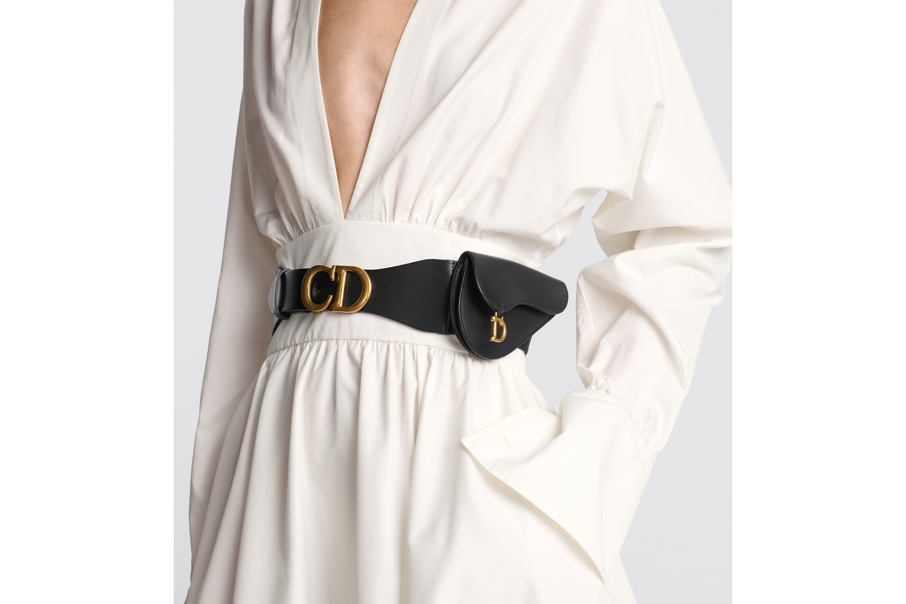 Saddle Belt with Pouch
