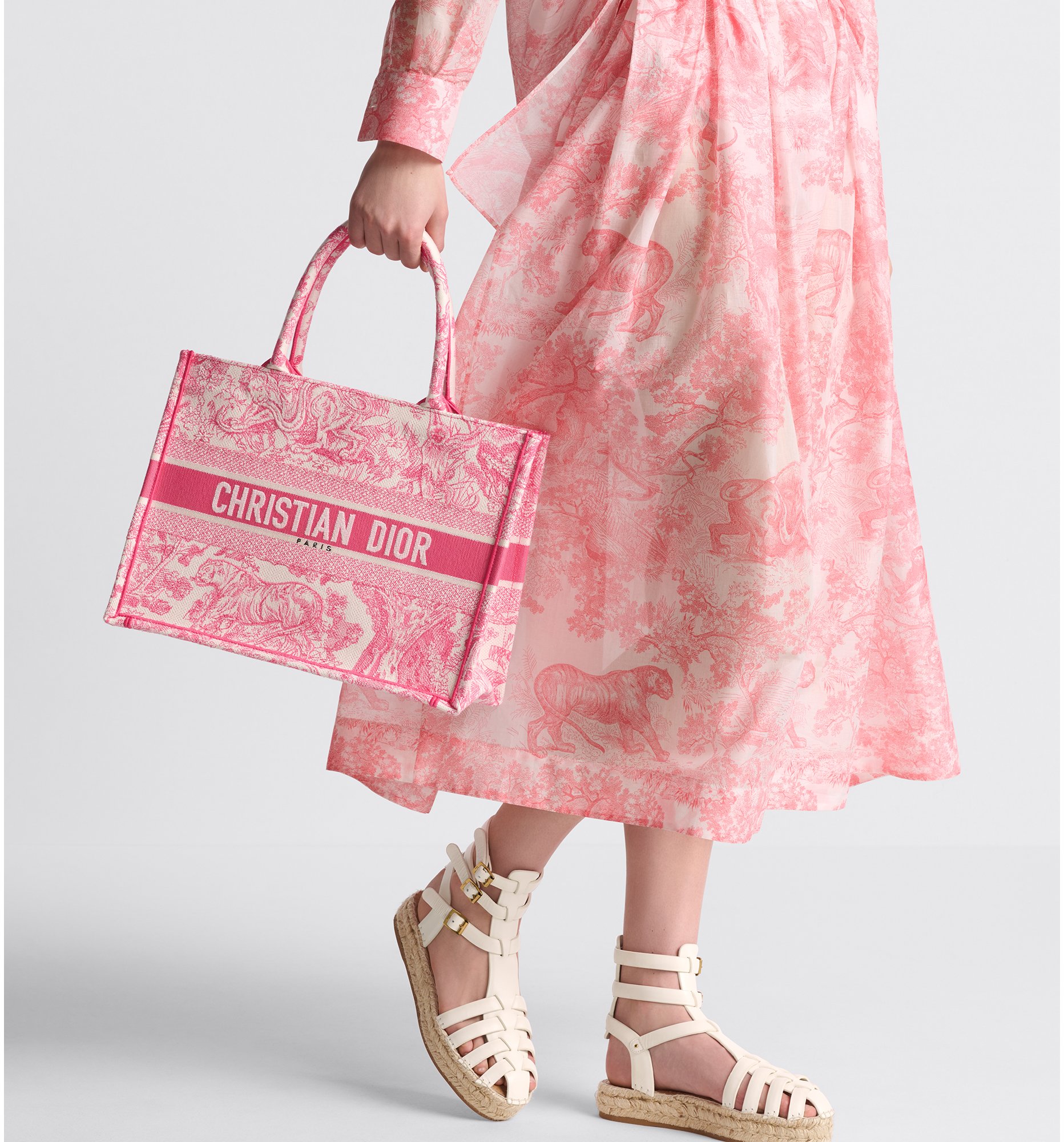 Dior tote bag pink hotsell