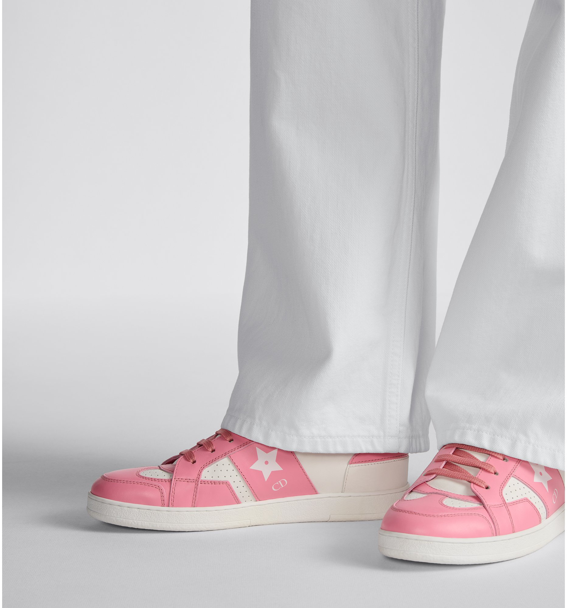Dior off white sneakers cheap