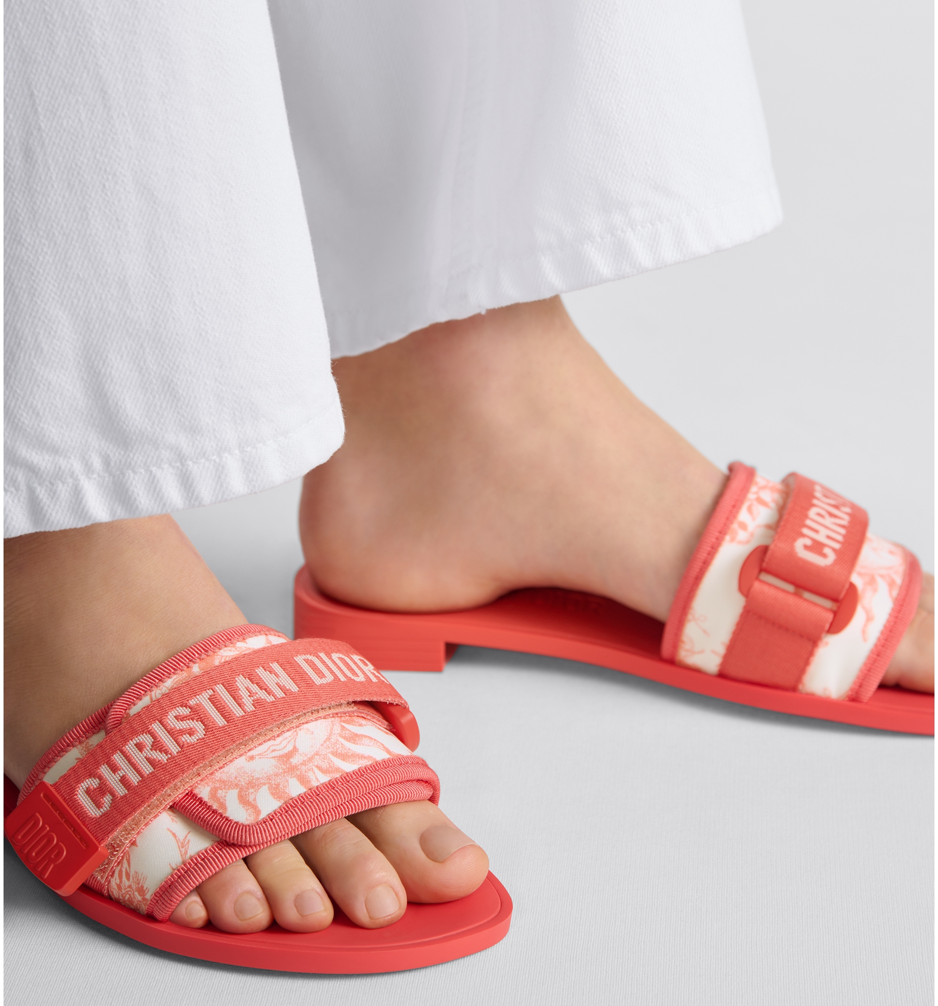Christian dior evolution slides clearance