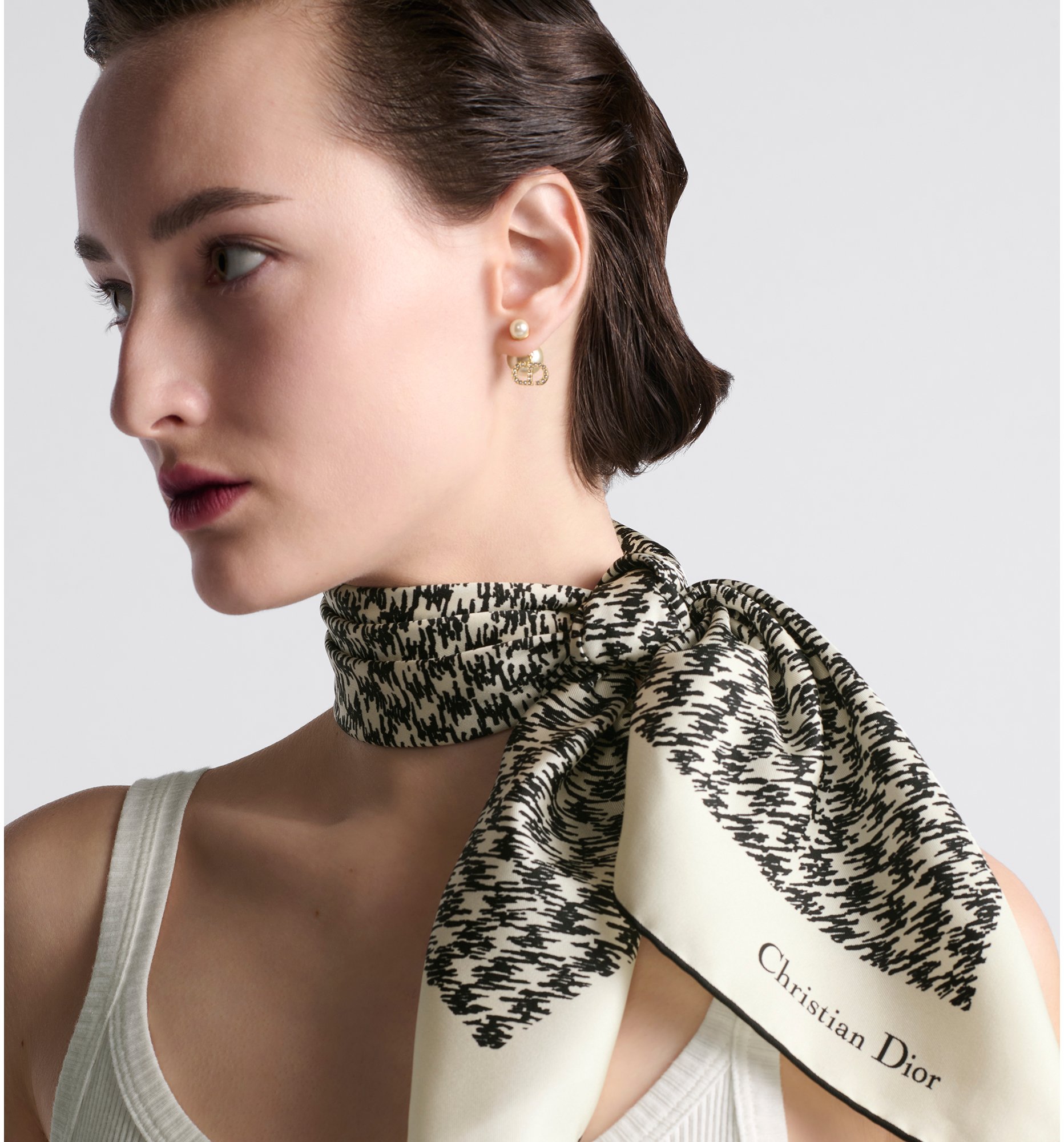 Graphic 30 Montaigne 70 Square Scarf Ivory and Black Silk Twill DIOR
