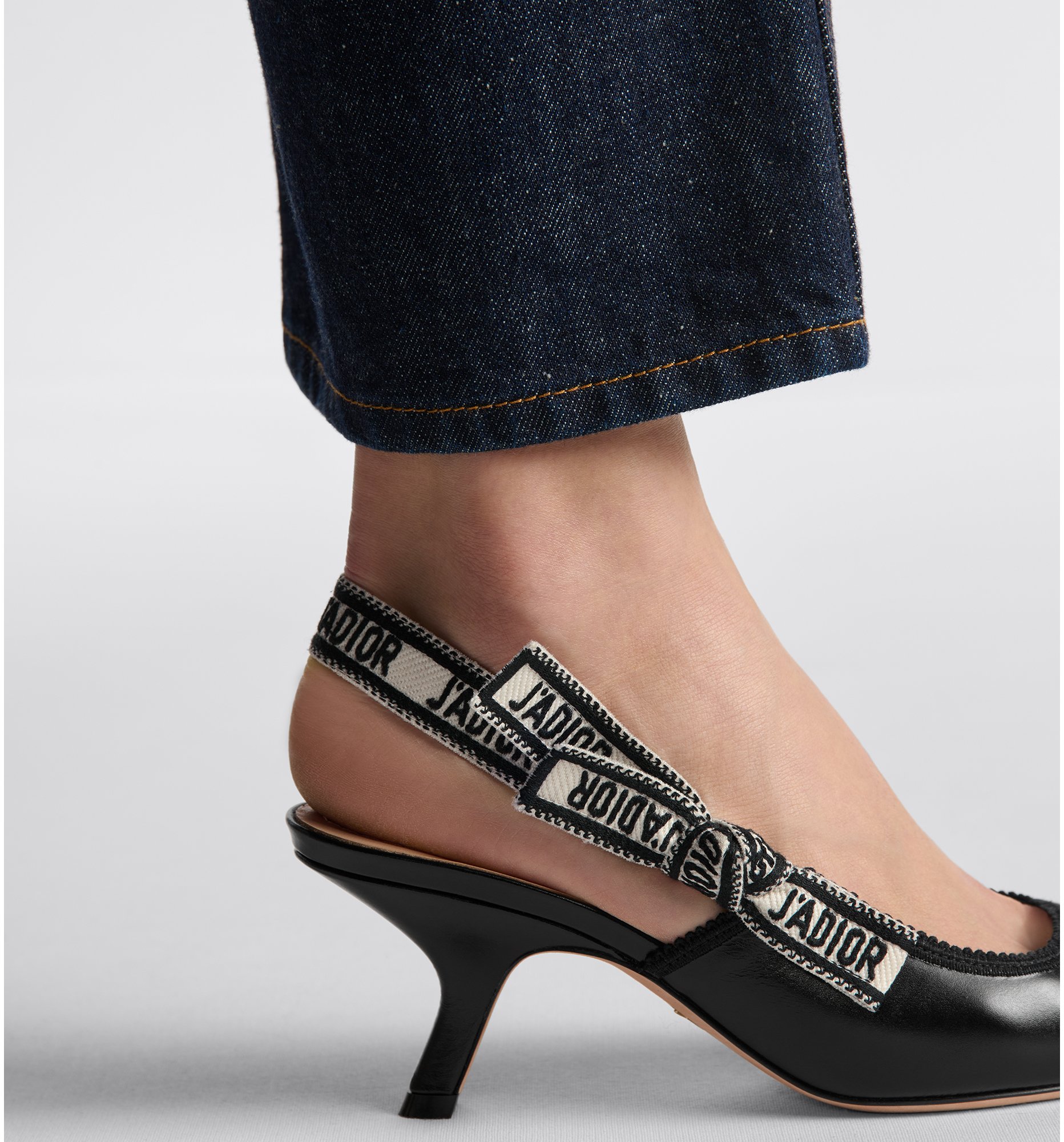 aria_look J'Adior Slingback Pump