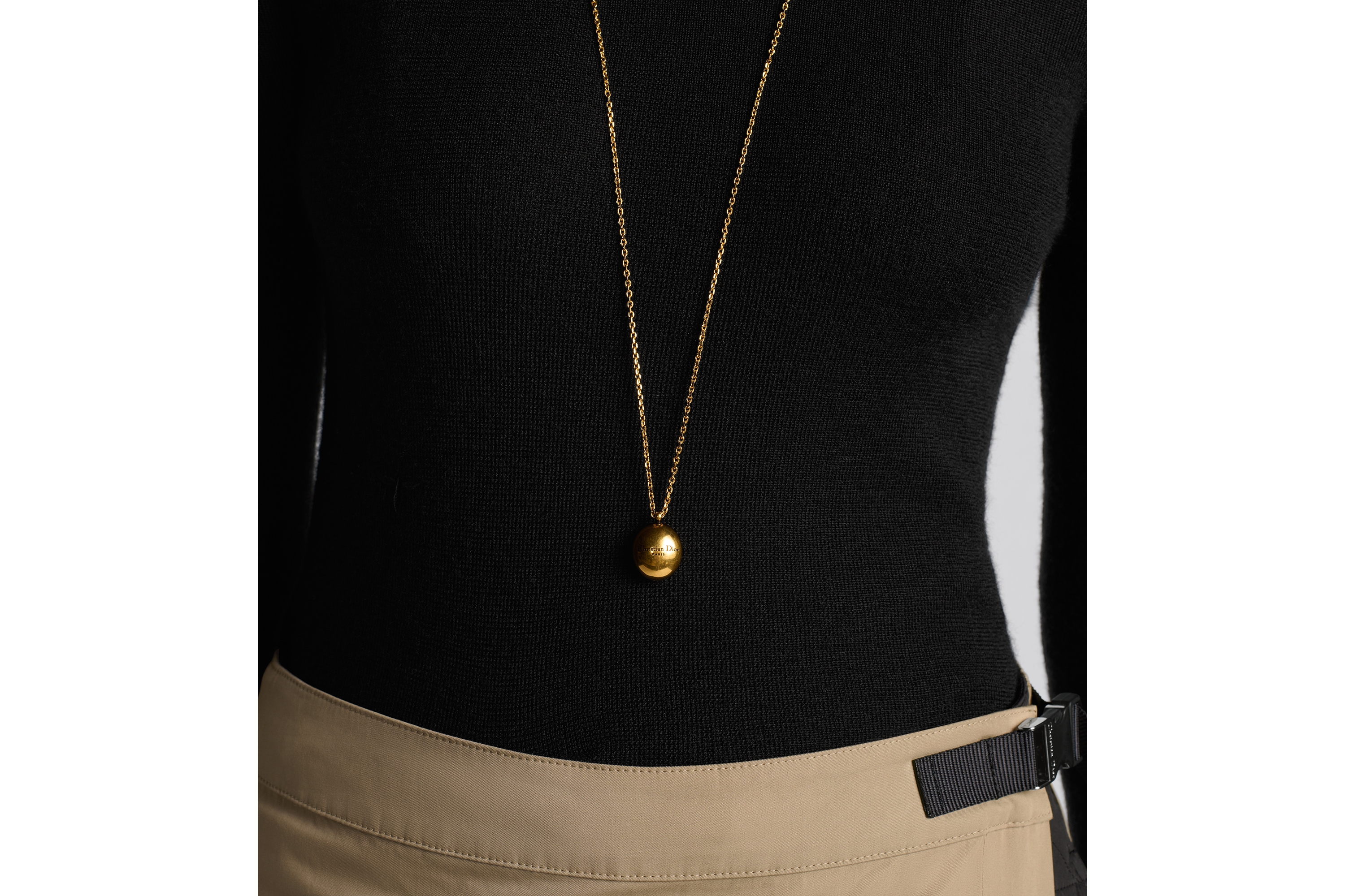 タートルネックセーター カシミヤ & シルク ニット E12