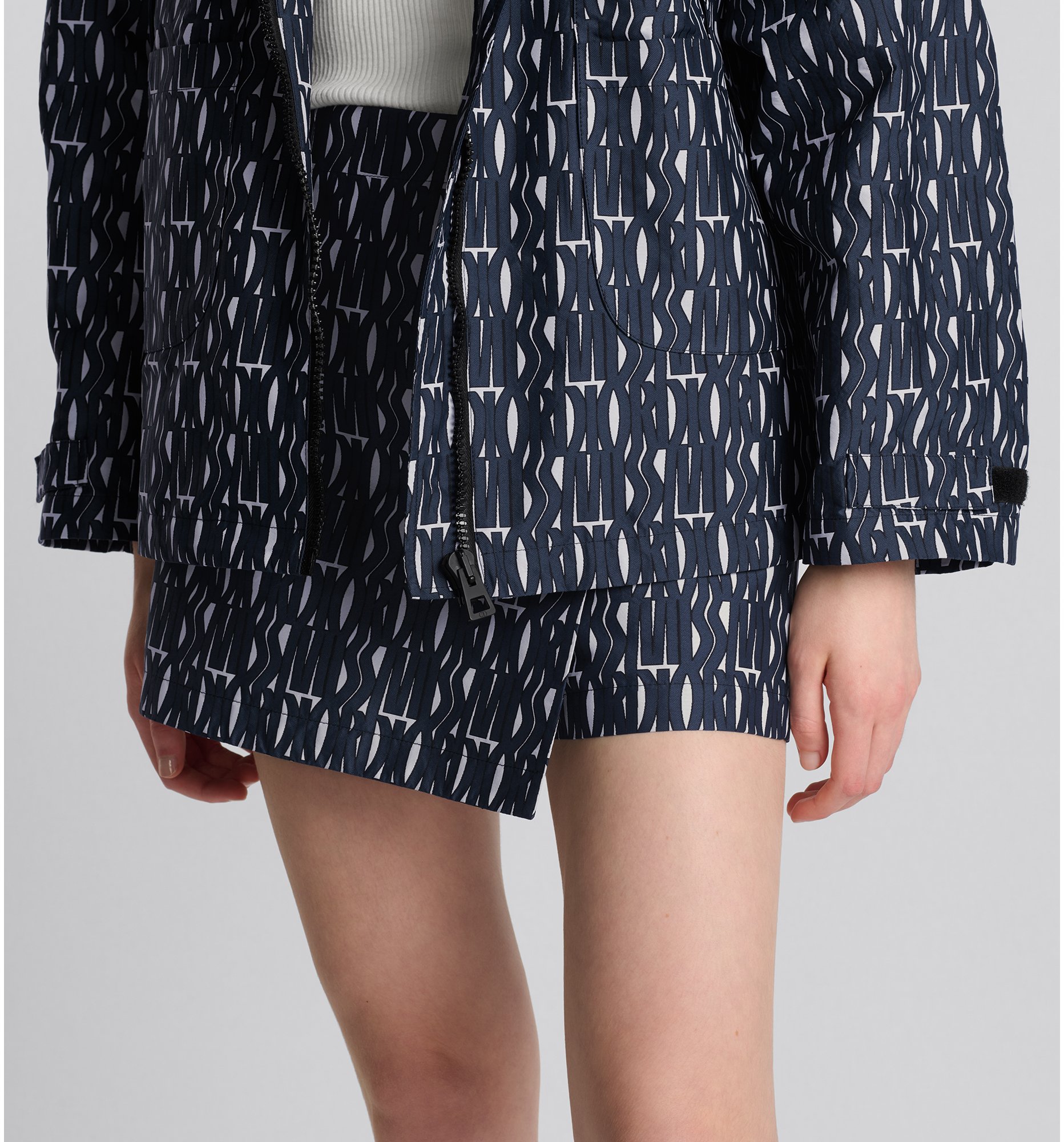 aria_look Skort Worn view