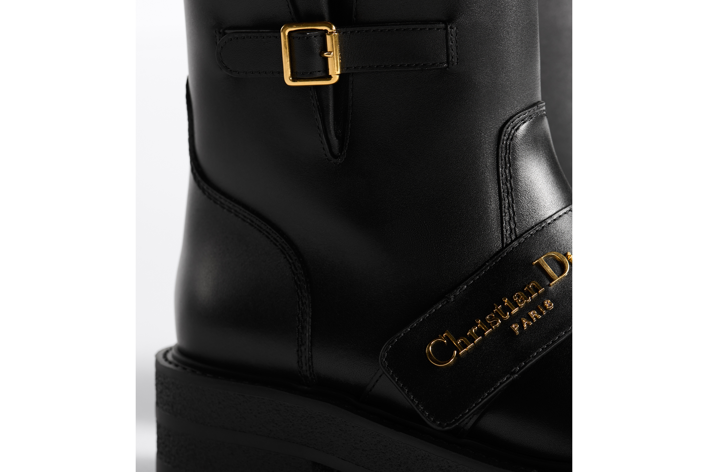 D-Quest Ankle Boot