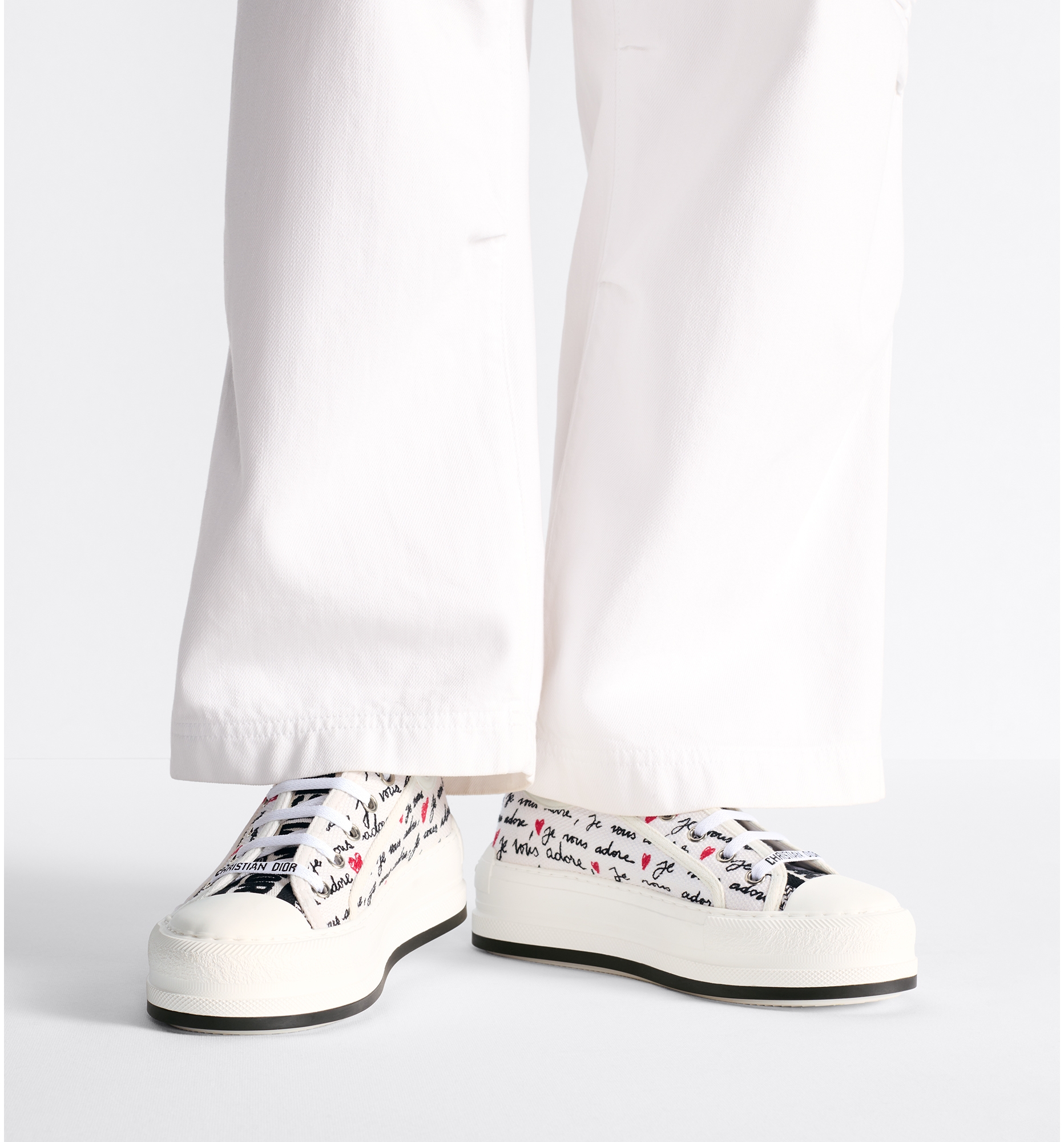 Dioramour Walk'n'Dior Platform Sneaker White Cotton with Embroidered