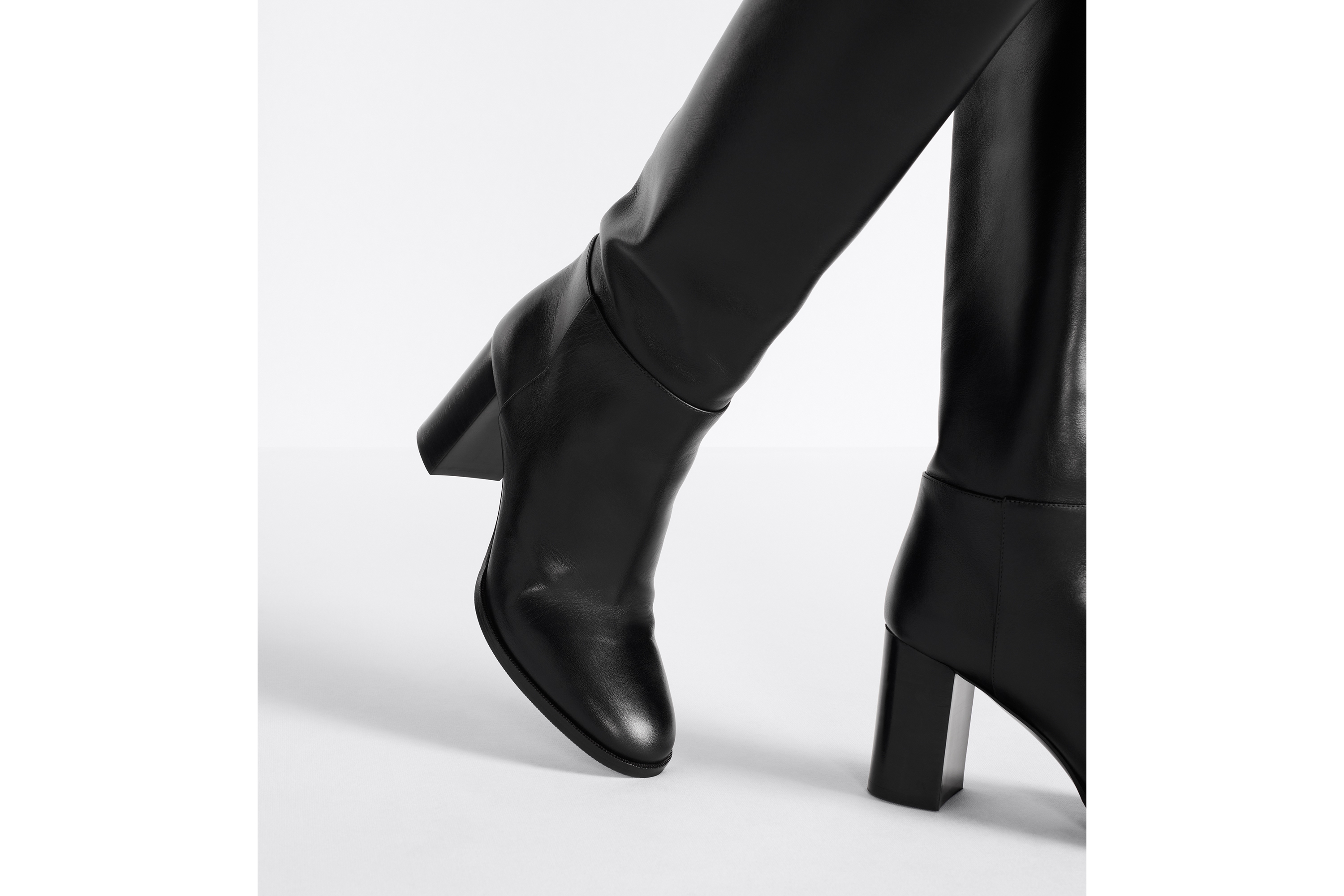Look D-Town Heeled Boot Black Supple Calfskin E15