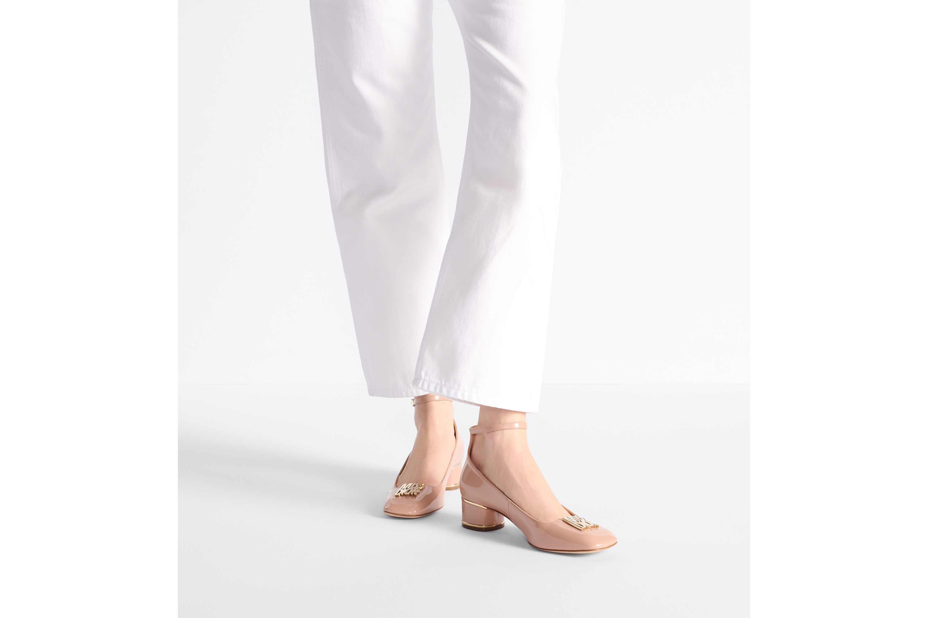 Miss Dior Pump Nude Patent Calfskin | DIOR