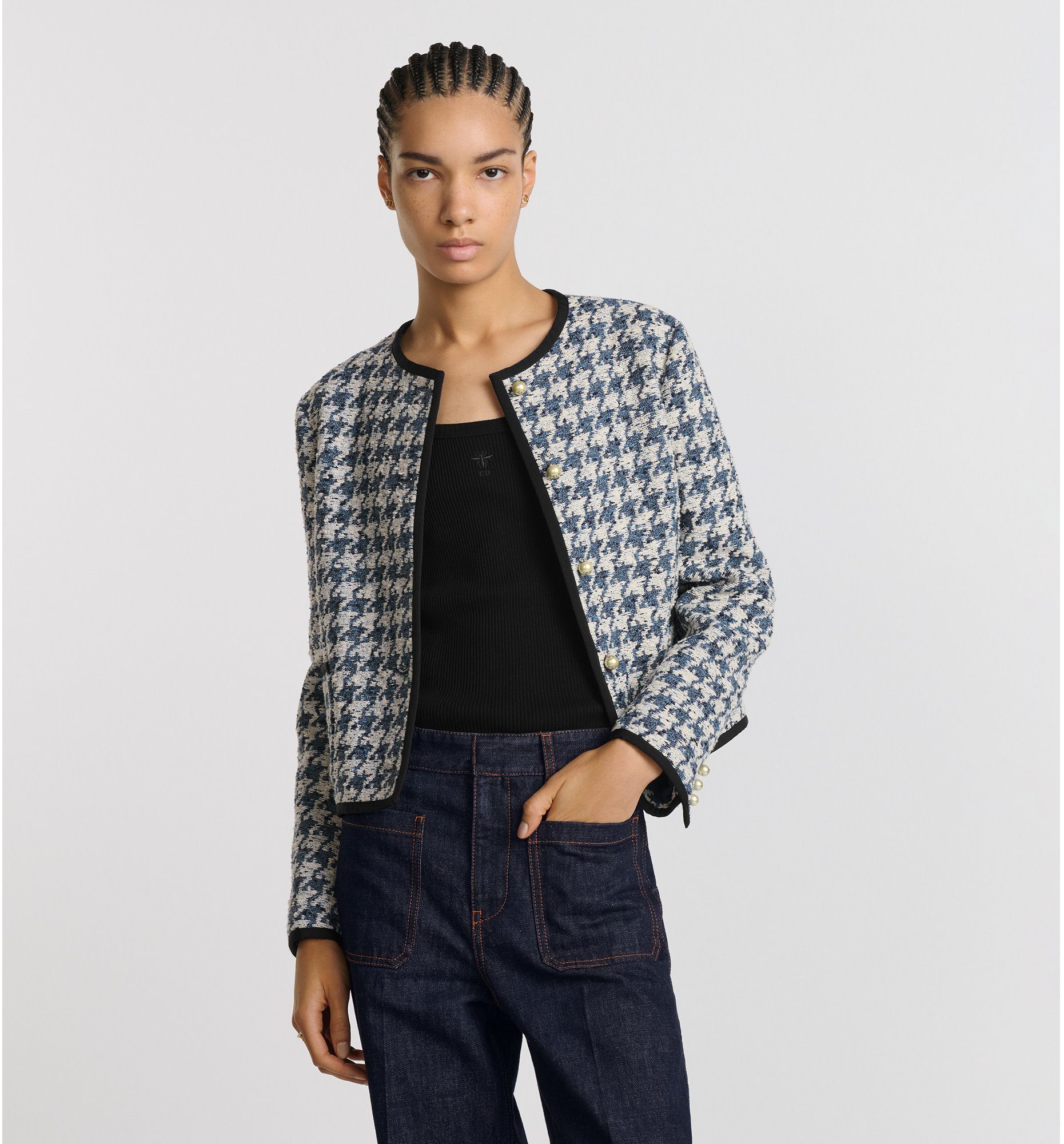 aria_look Cropped Jacket Three quarter opened view