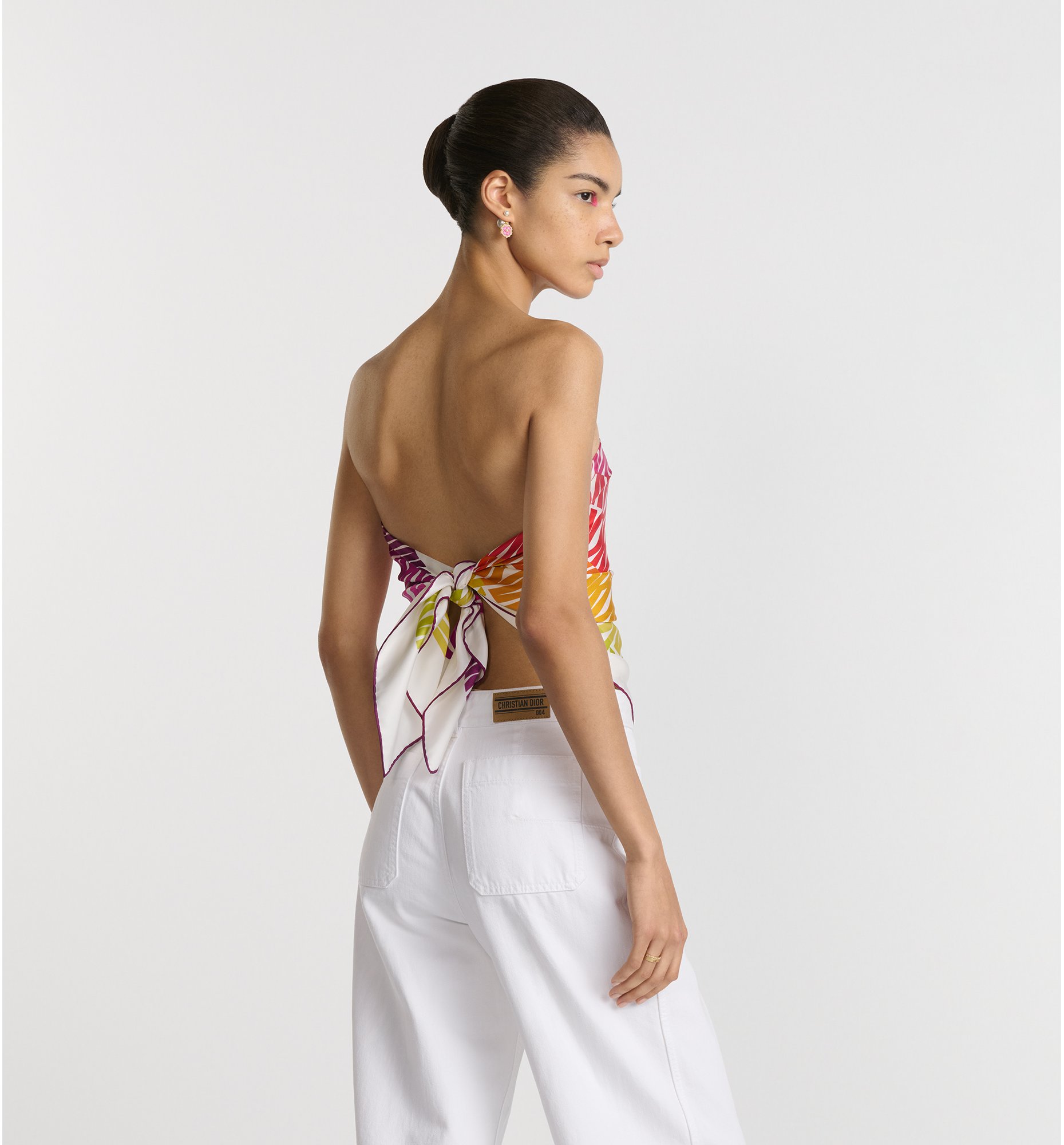 aria_look Miss Dior Allover 90 Square Scarf Top shot view