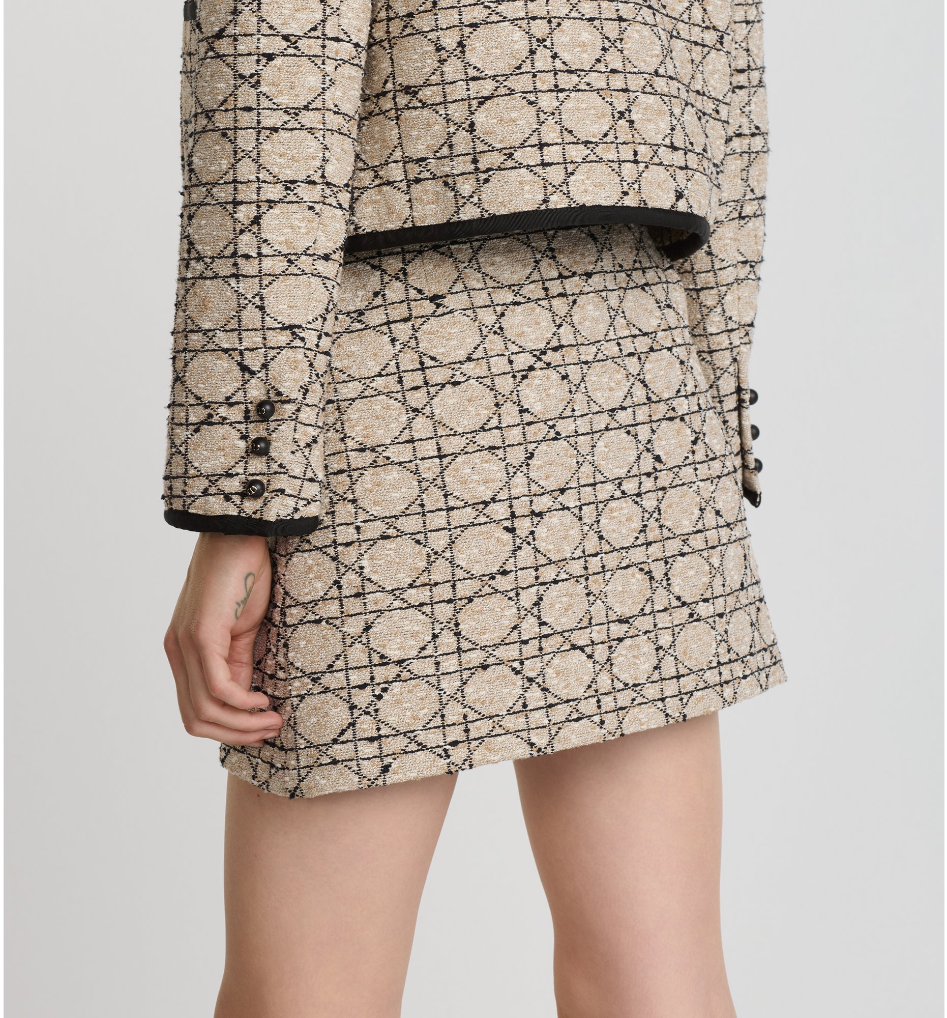 aria_look Macrocannage Miniskirt Top shot view