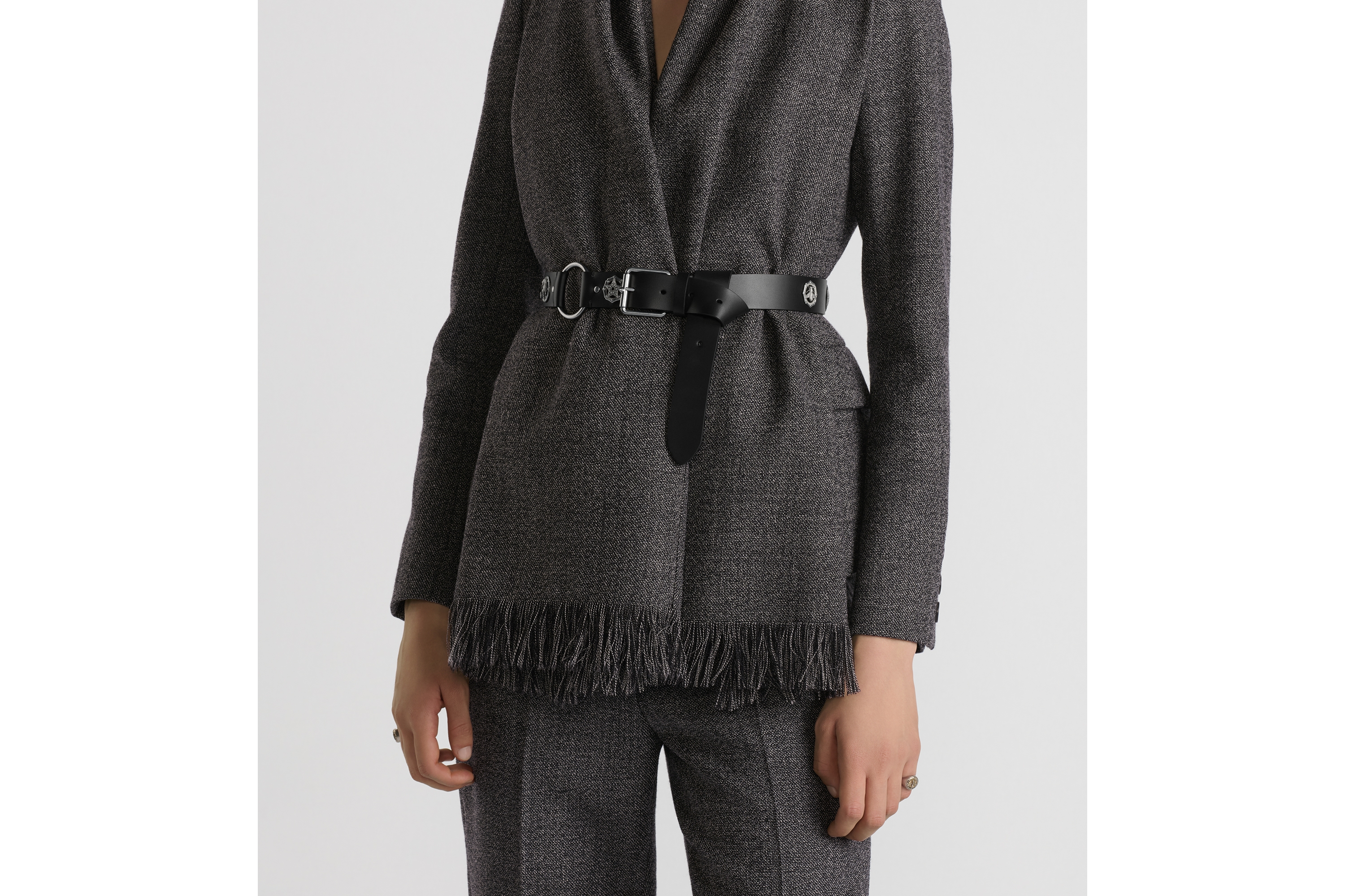 ベルト付き ジャケット バージンウール ツイード E13