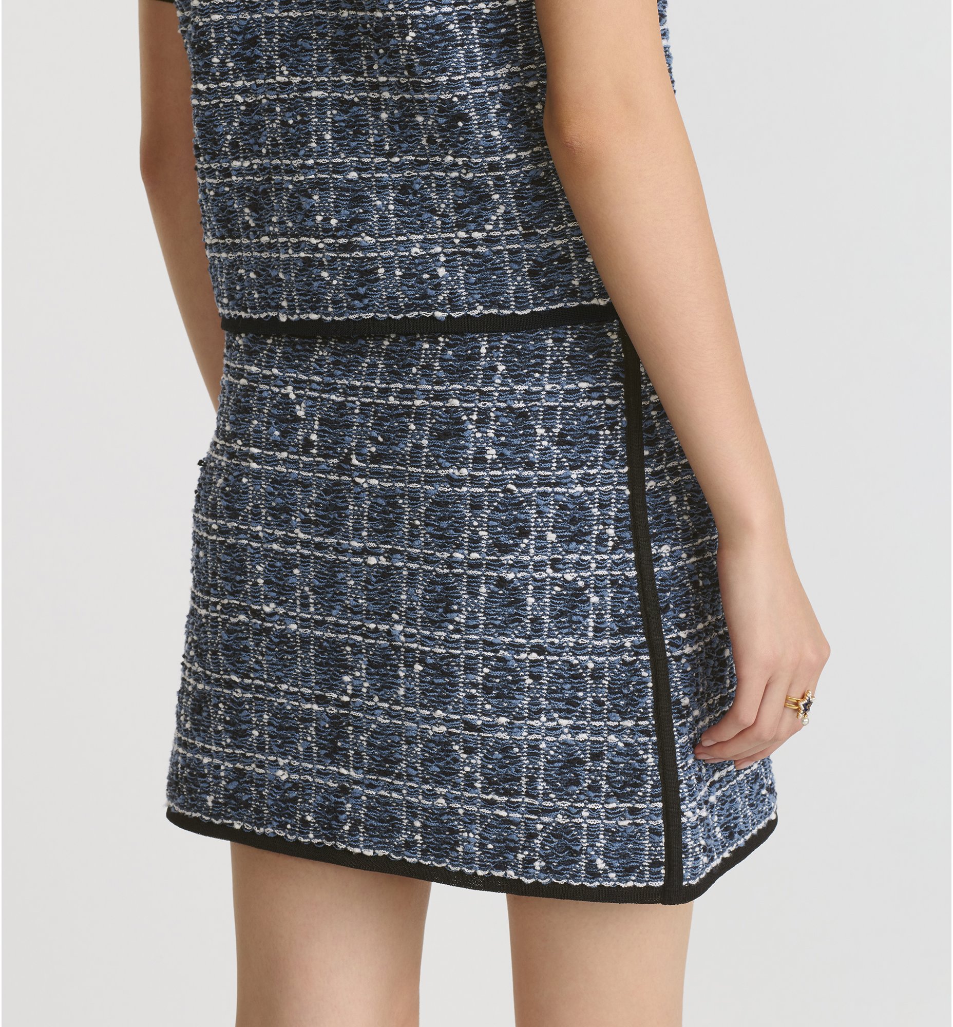 aria_look Cannage Miniskirt Worn view