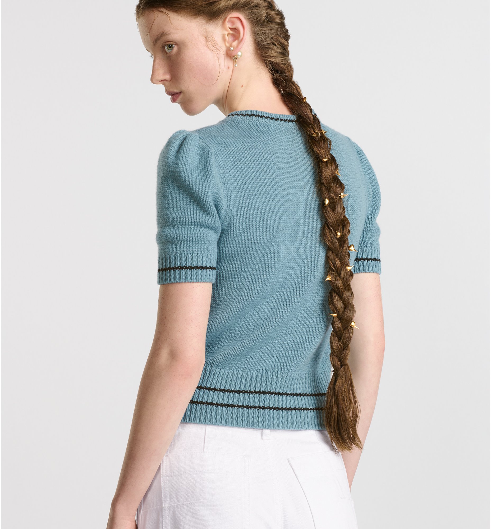 aria_look Short-Sleeved Sweater Top shot view