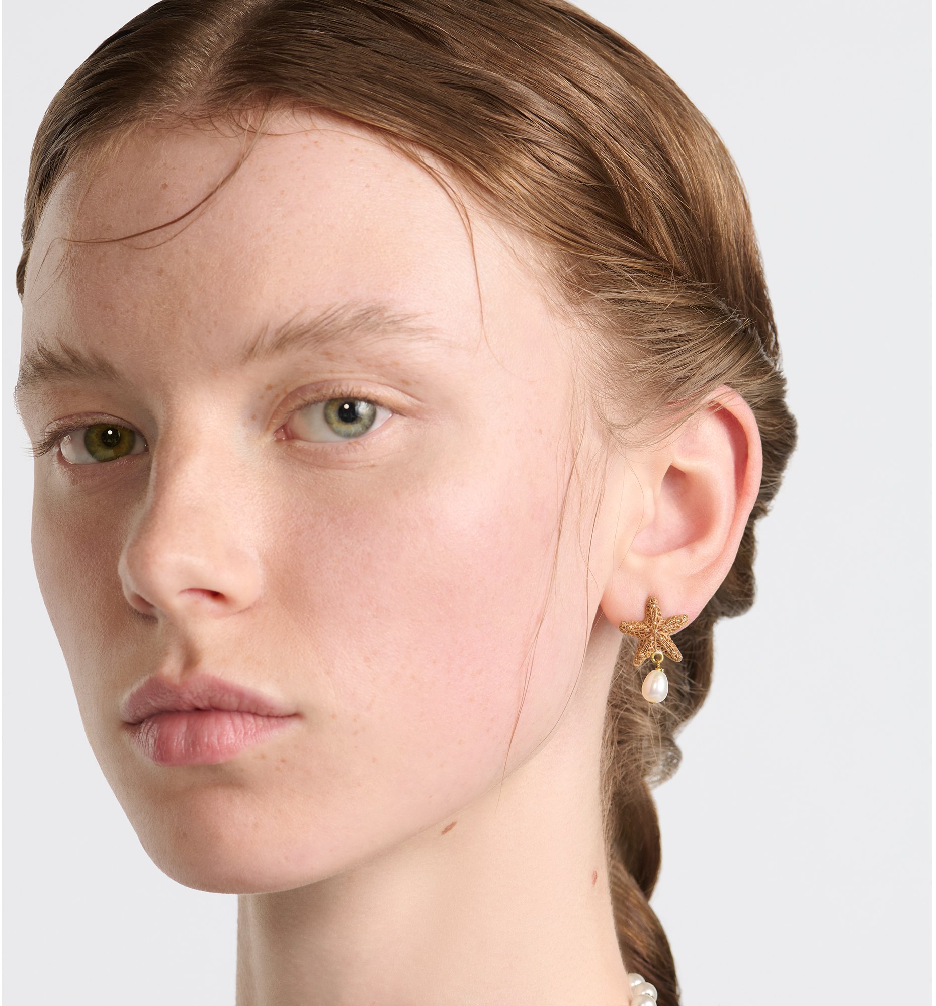 aria_look Dior Cabinet de Curiosités Earrings