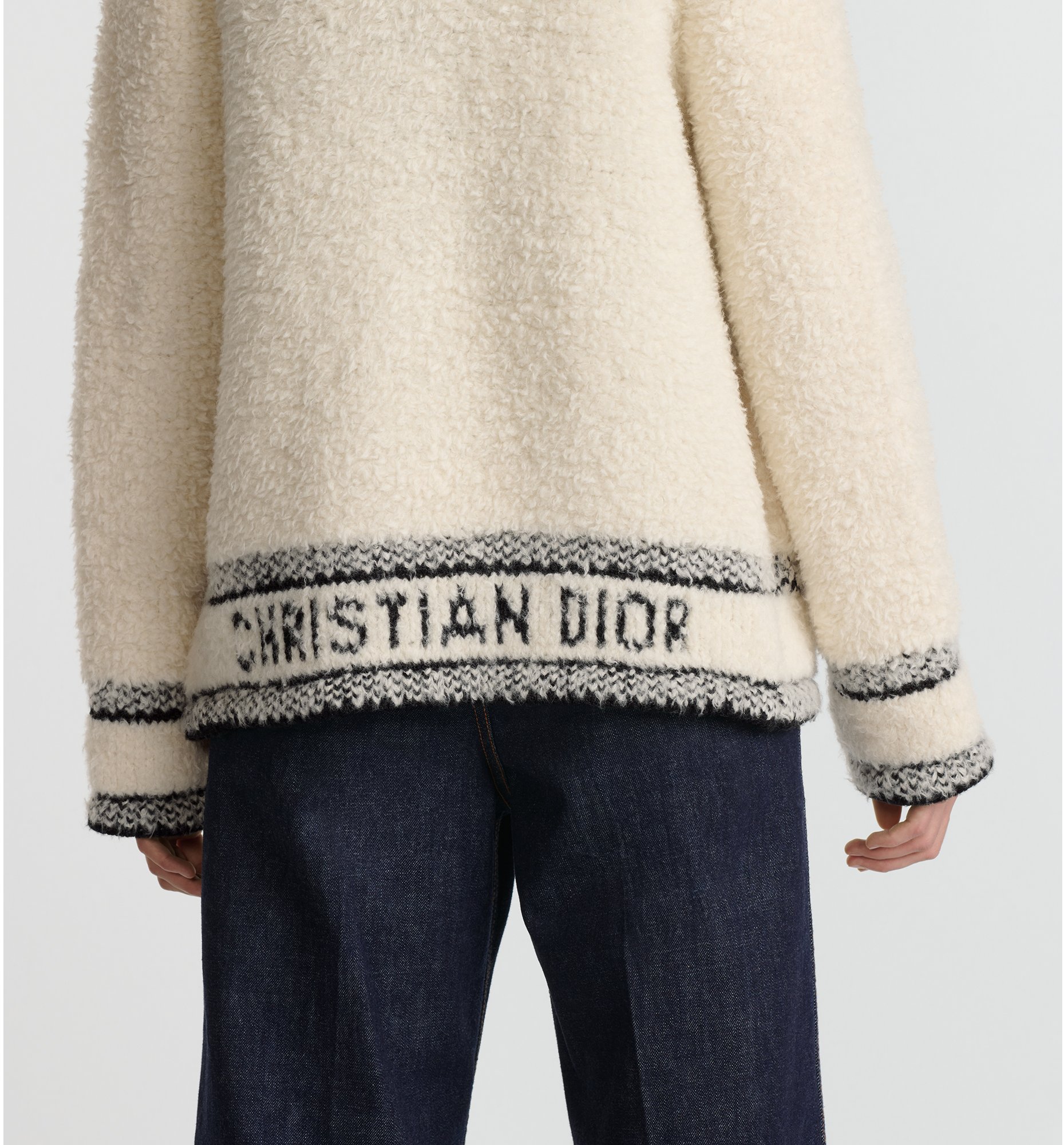 aria_look Caro Jacket Worn view