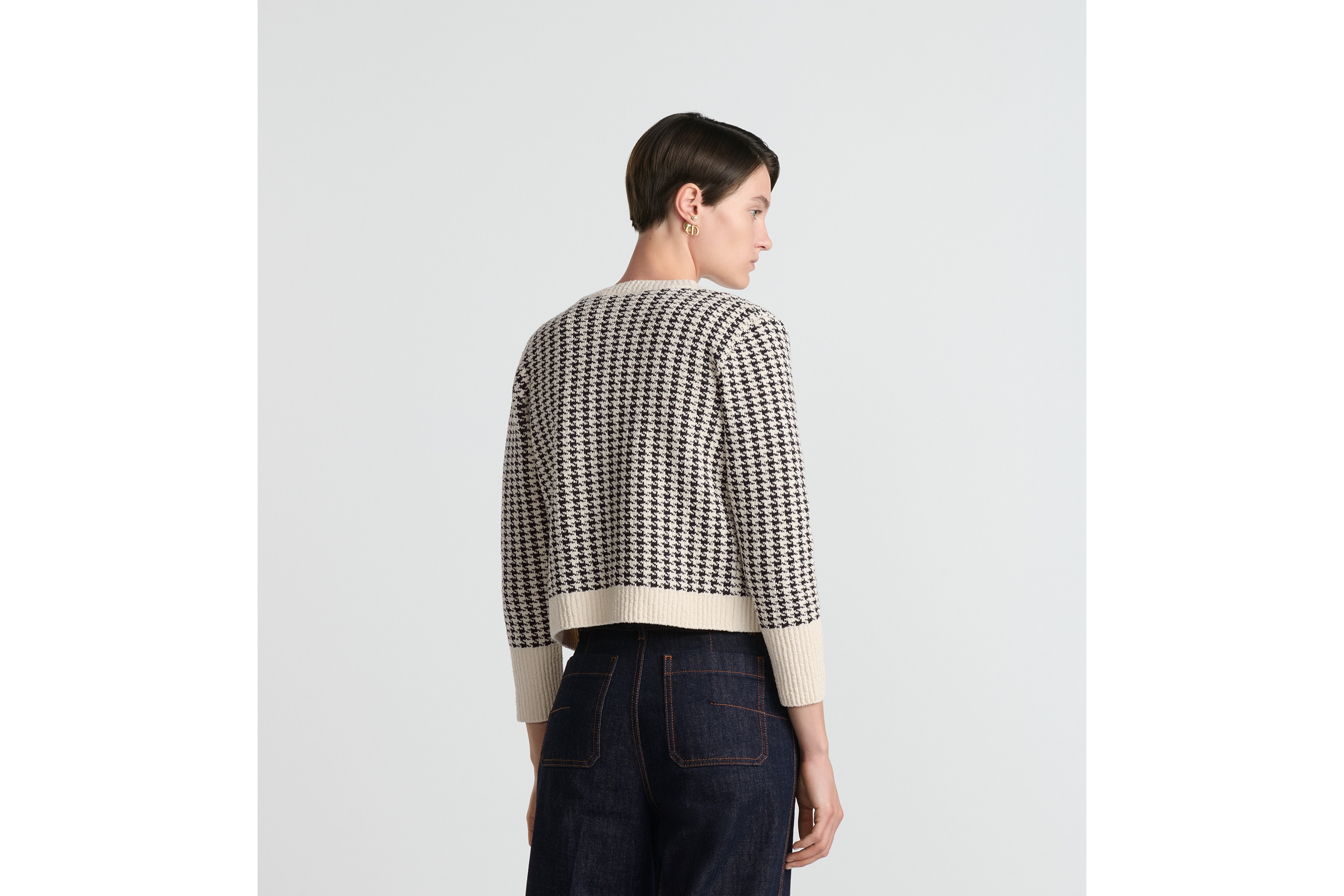 look_image_alt_prefix Conjunto de top y cárdigan Punto de algodón técnico con motivo de pata de gallo blanco y negro E06