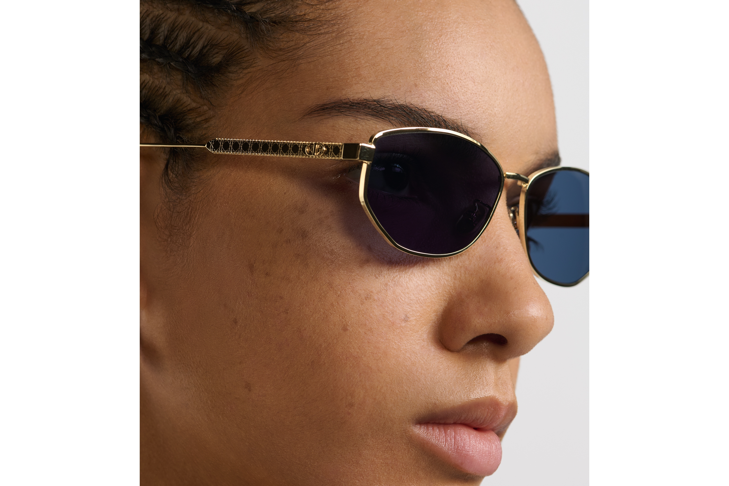 DiorCannage B1U Lunettes de soleil ovales bleues E17