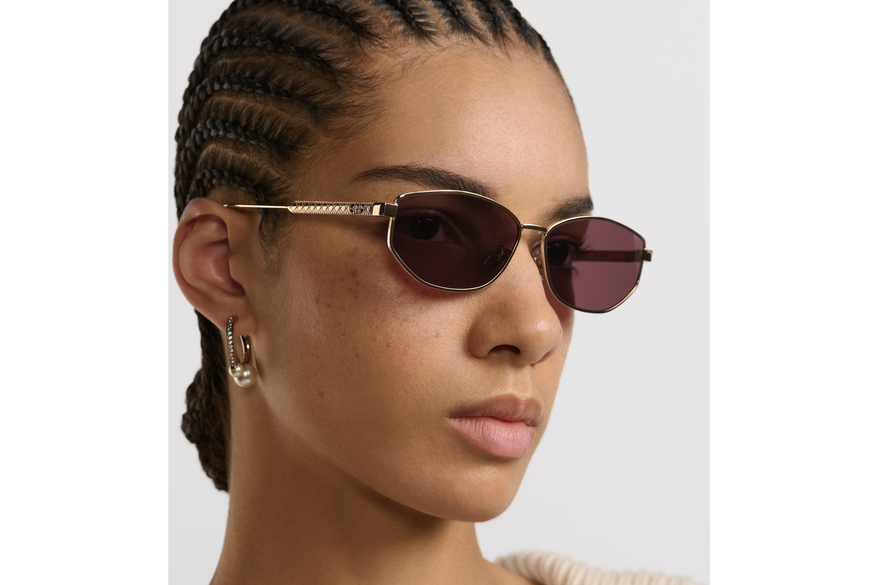DiorCannage B1U Lunettes de soleil ovales bordeaux E08
