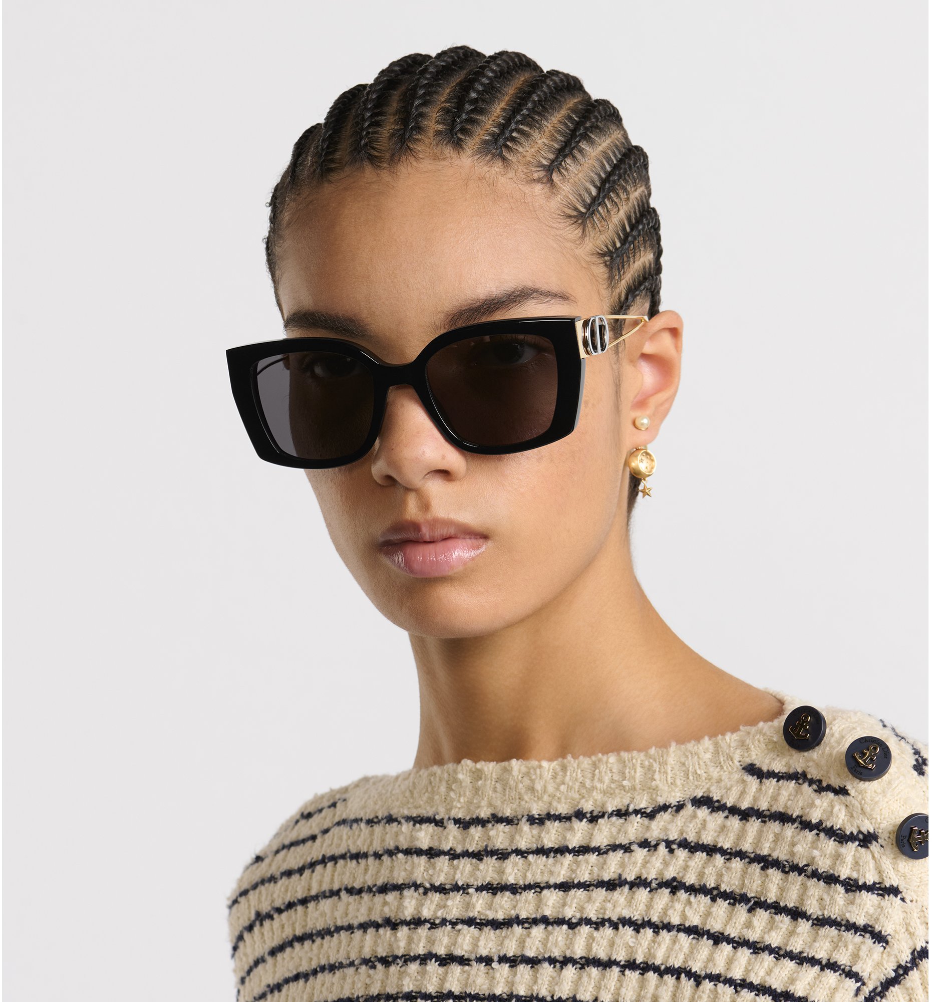 aria_look 30Montaigne S13F Unfolded view
