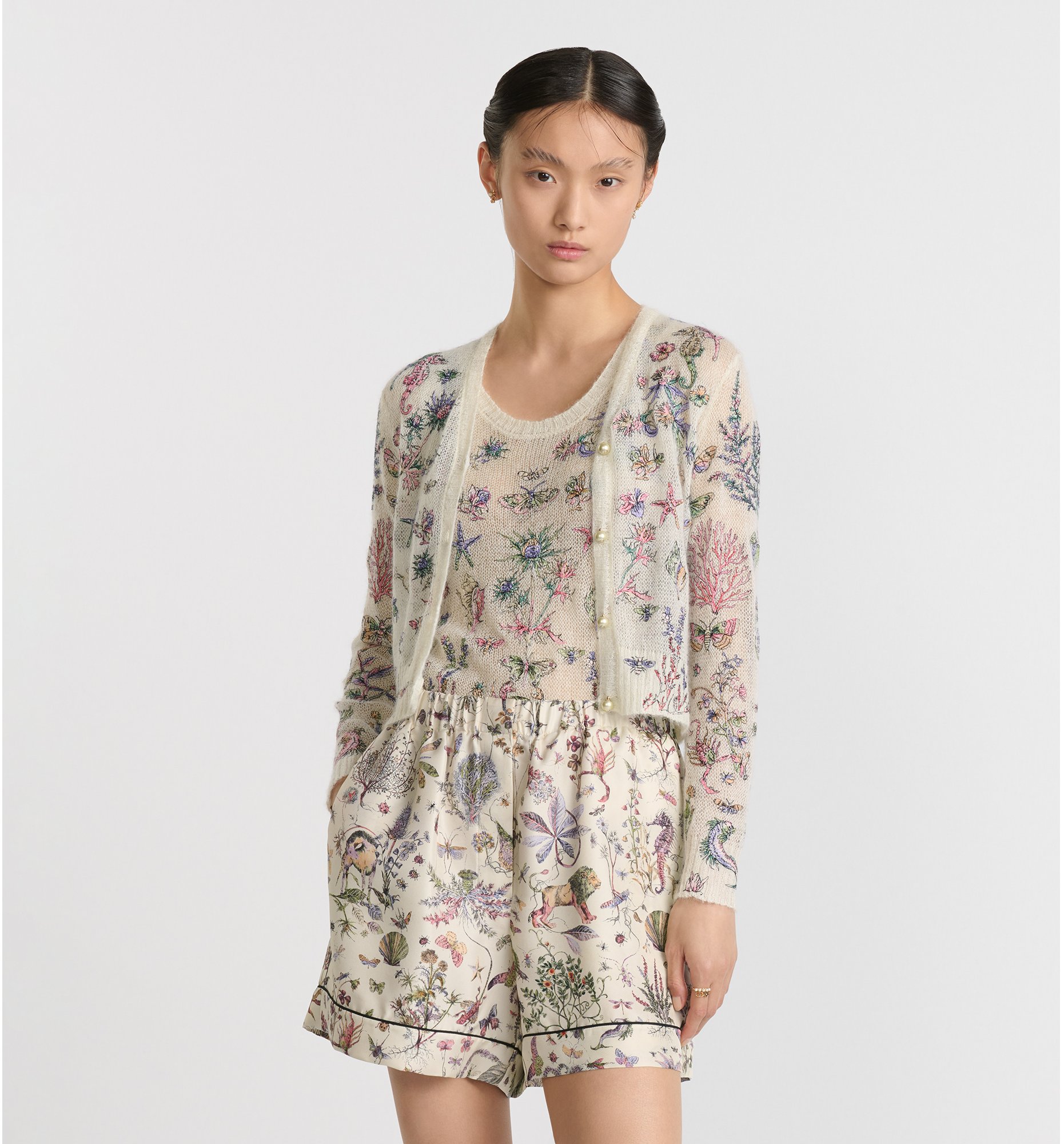 aria_look Embroidered Twinset Three quarter opened view