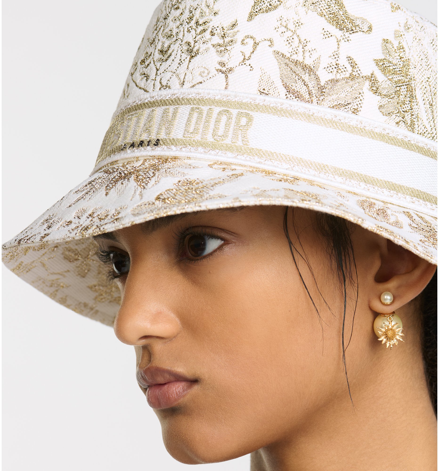 White and gold bucket hat discount