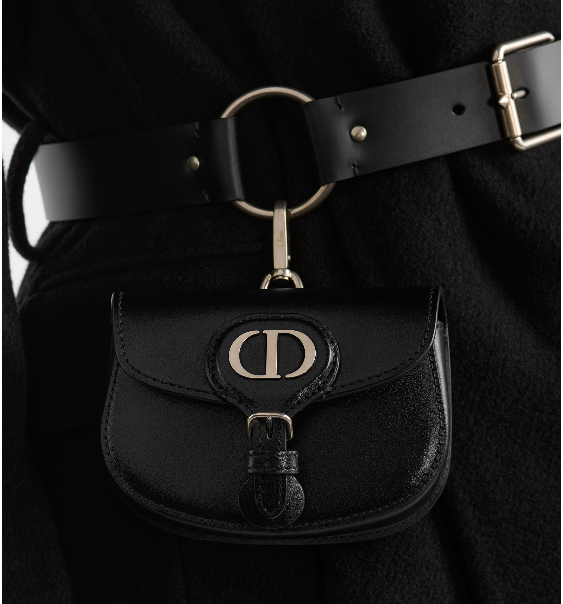 aria_look Dior Symbol 腰帶配可拆卸小袋