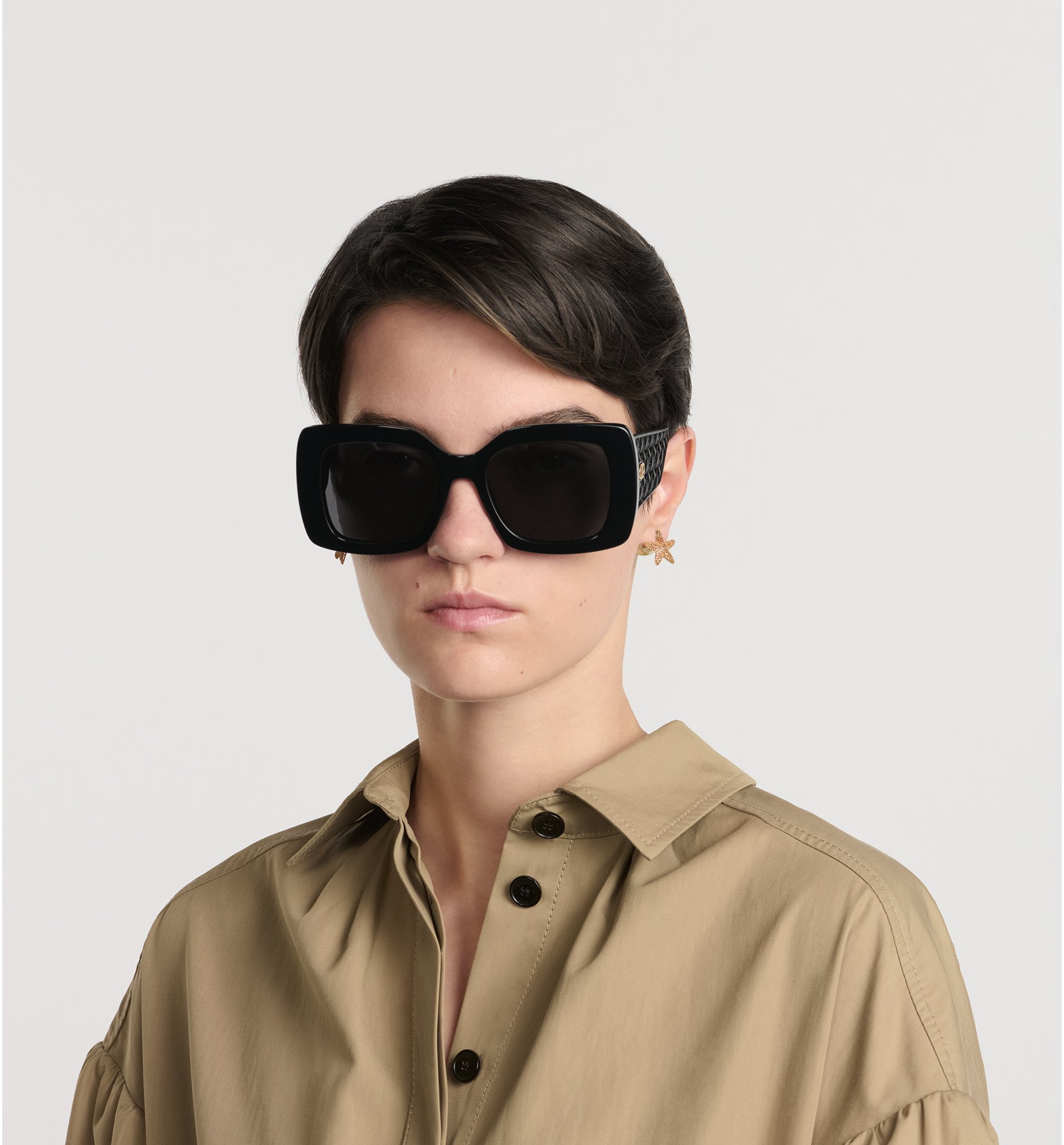 aria_look VeryDior S1F Unfolded view