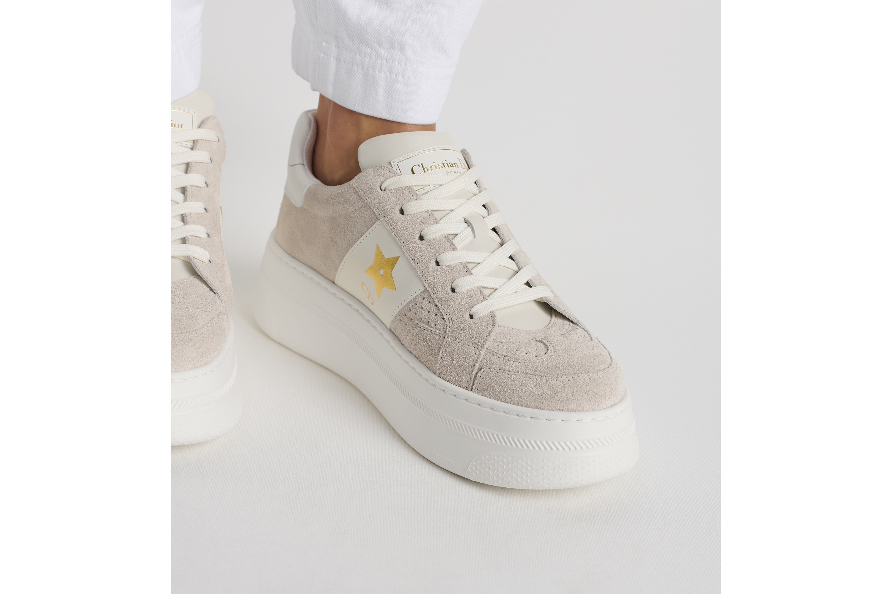 Look Dior Star Platform Sneaker Light Beige Suede Calfskin E15