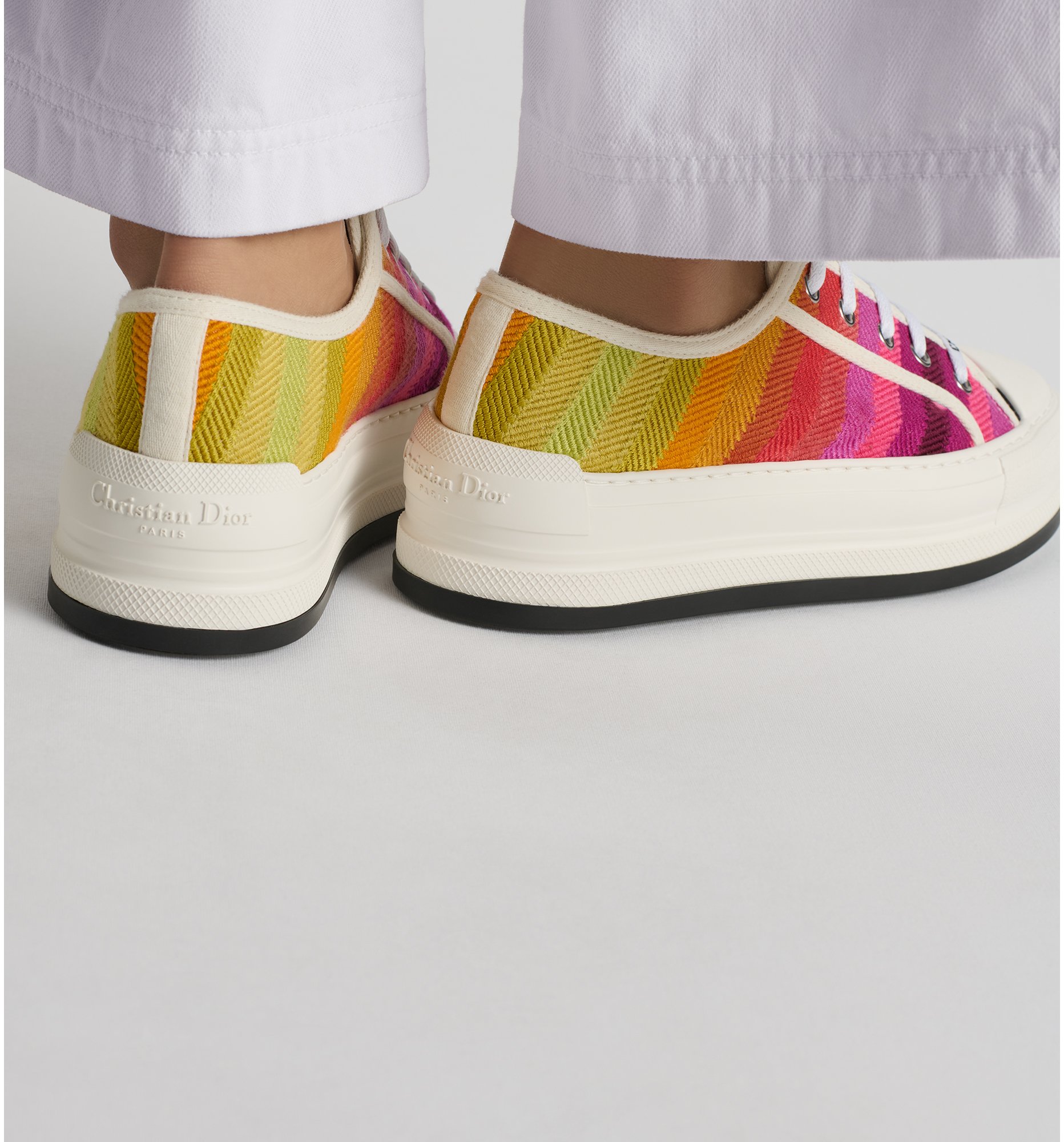 aria_look Miss Dior Walk'n'Dior Platform Sneaker