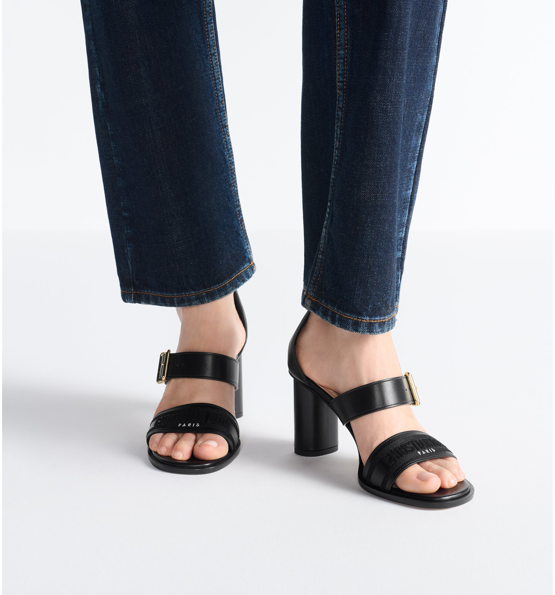 aria_look Dway Heeled Sandal