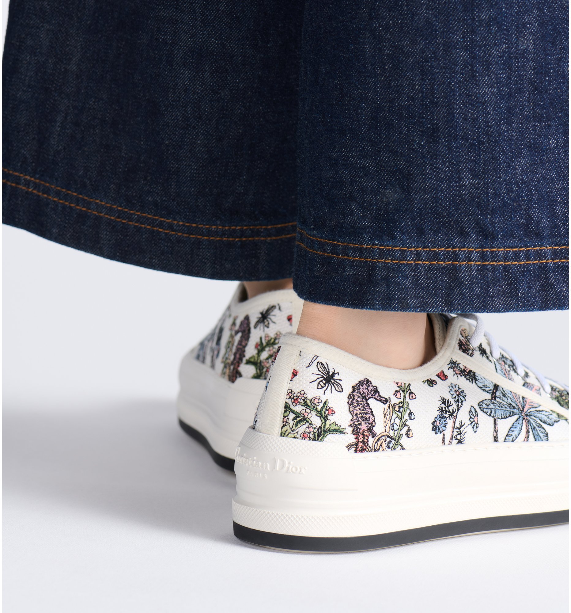 aria_look Walk'n'Dior Platform Sneaker