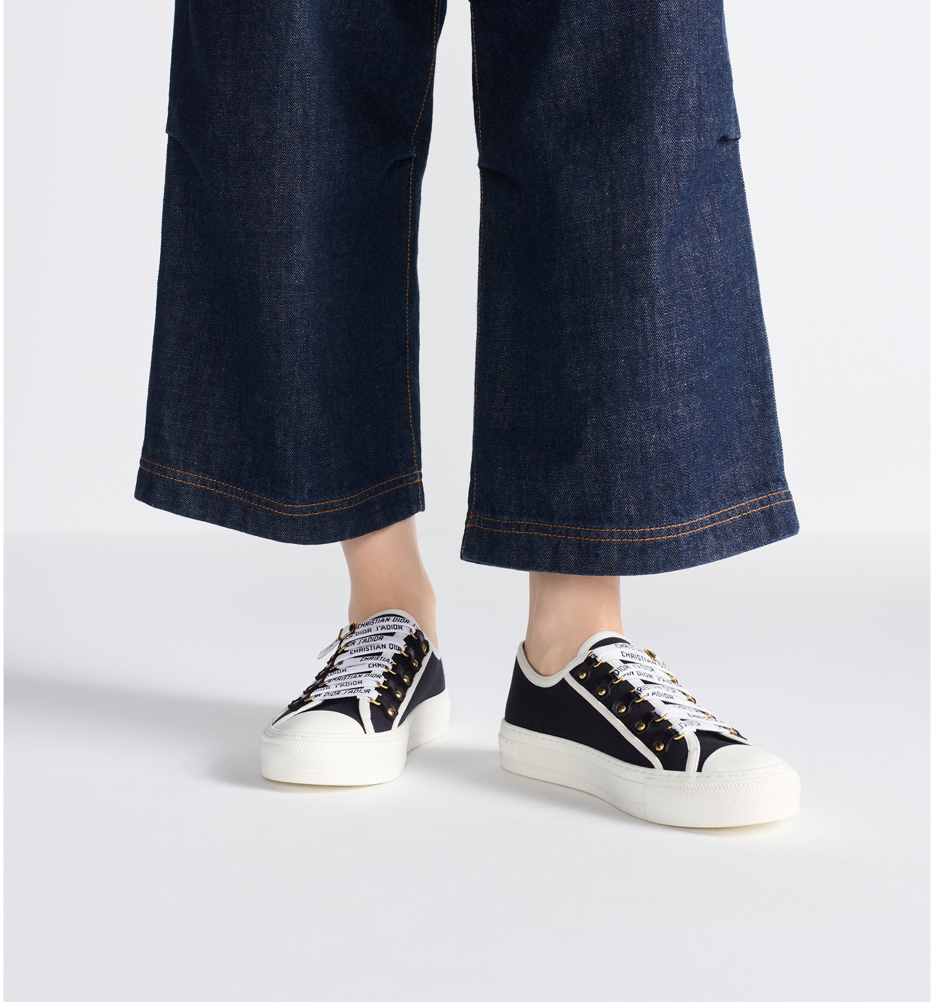 aria_look Walk'n'Dior Sneaker