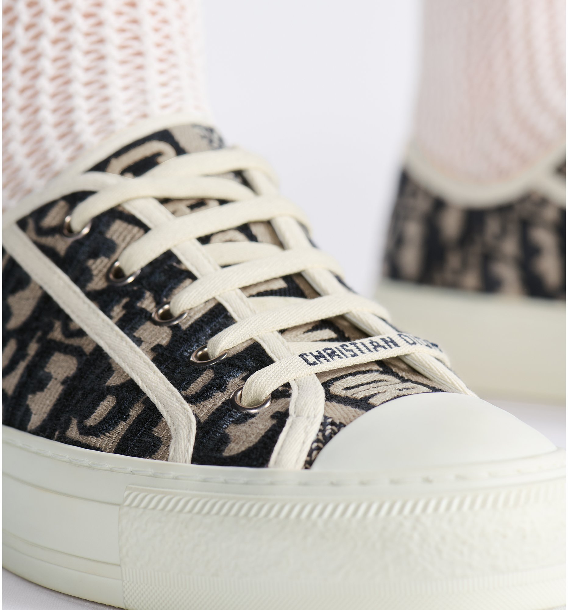 aria_look Walk'n'Dior Sneaker
