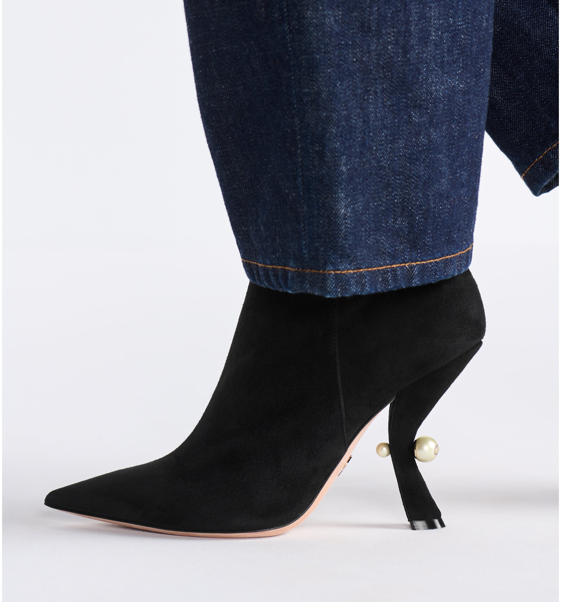 aria_look Dior Tribales Heeled Ankle Boot