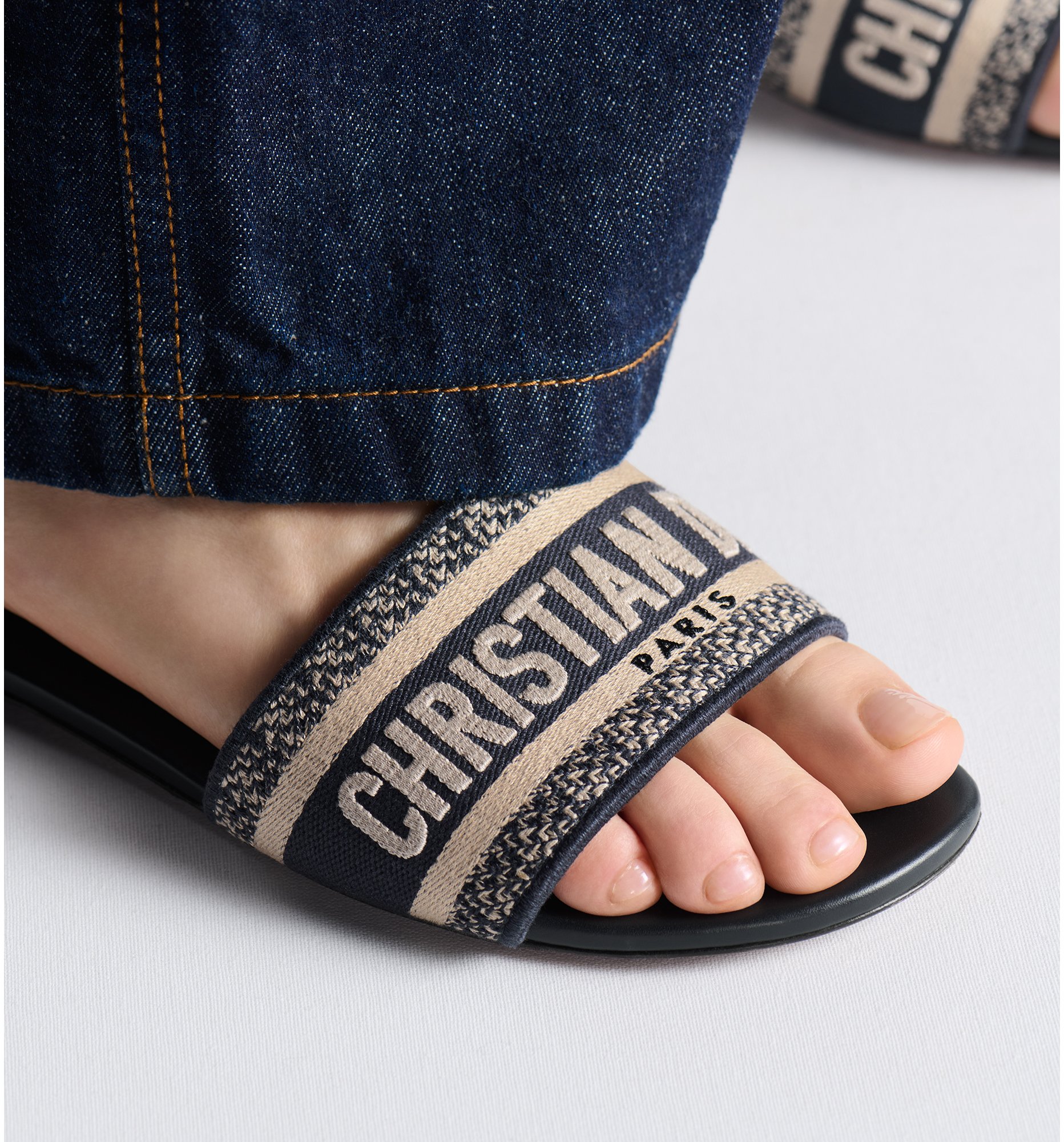 Dway slide dior cheap